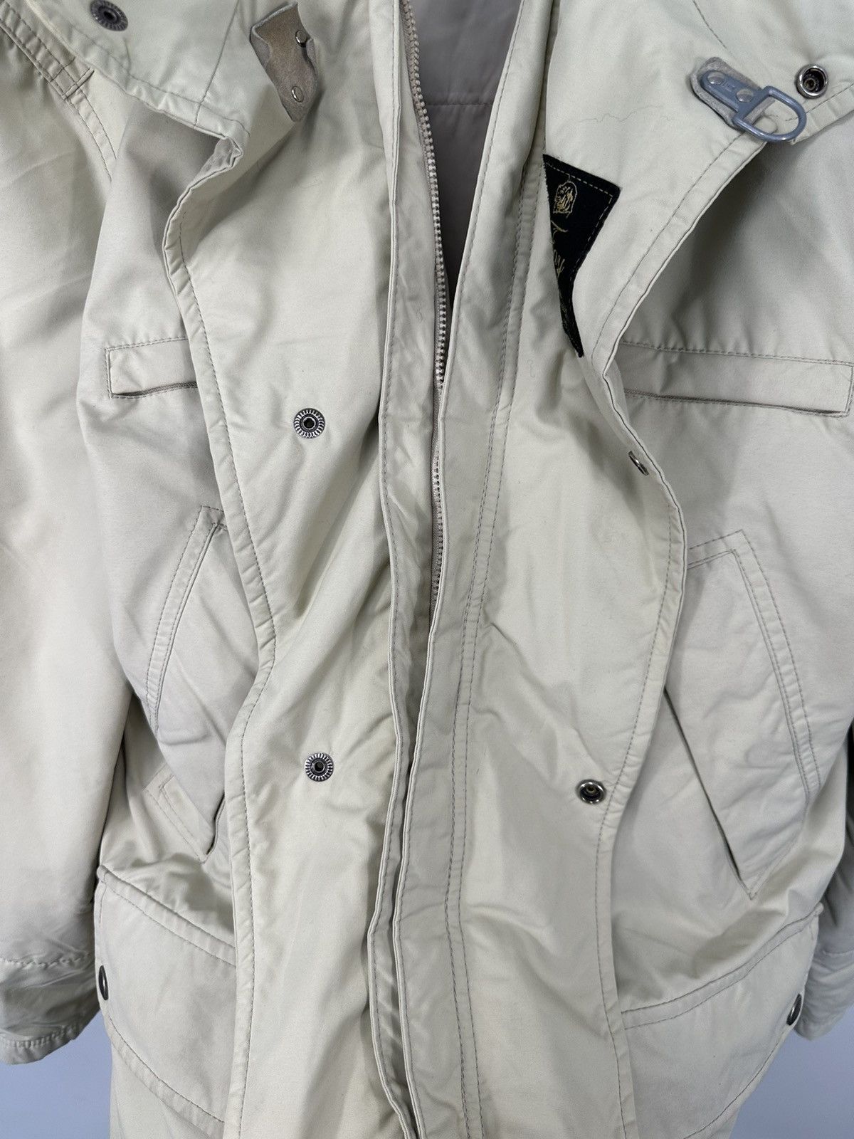 Fay Vintage Fay Stadium For Ema Cream Luxury Nylon Coat Jacket Size US L / EU 52-54 / 3 - 6 Thumbnail