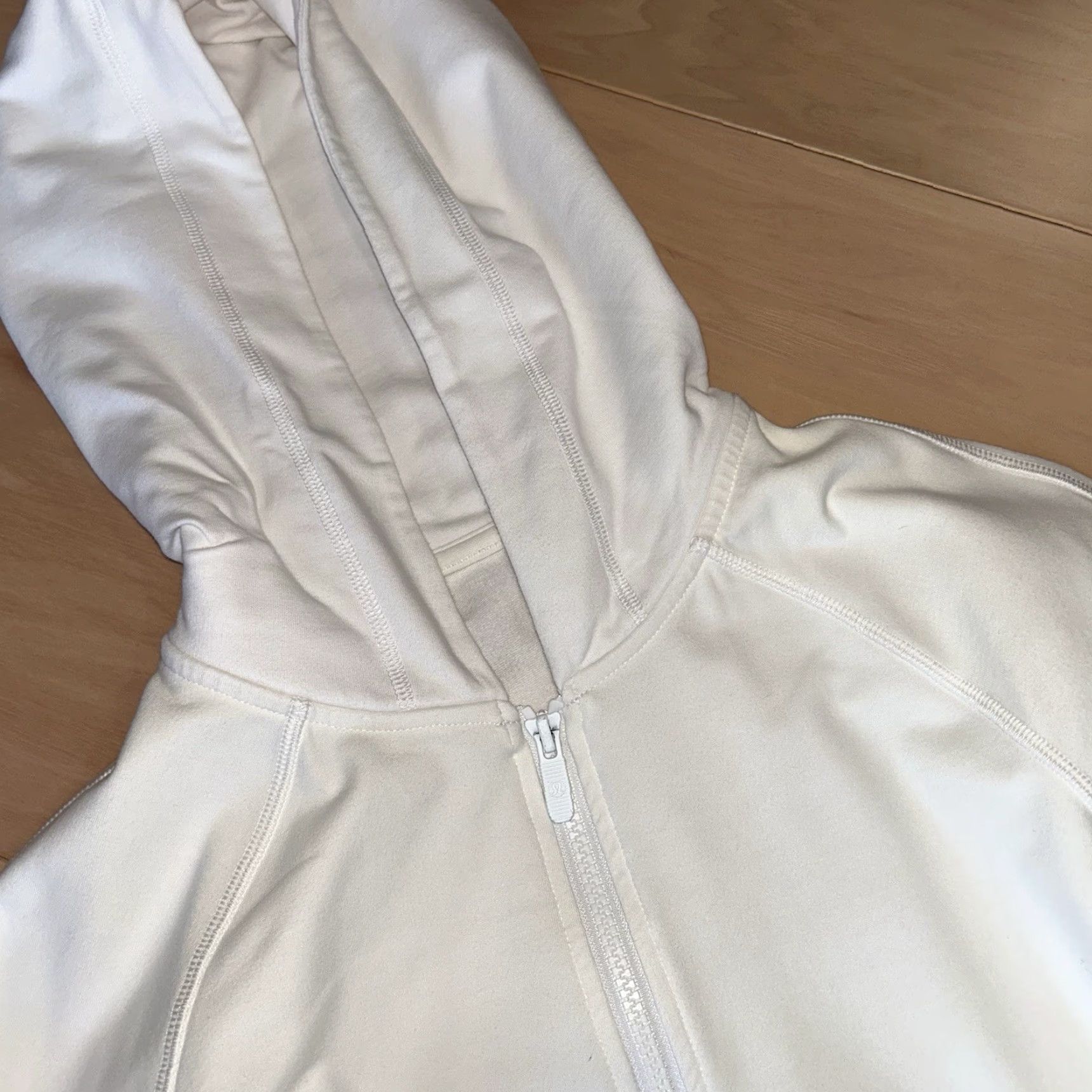 Lululemon Lululemon Loop Back Hoodie Women’s 6 Ivory Full Zip Size M / US 6-8 / IT 42-44 - 2 Thumbnail