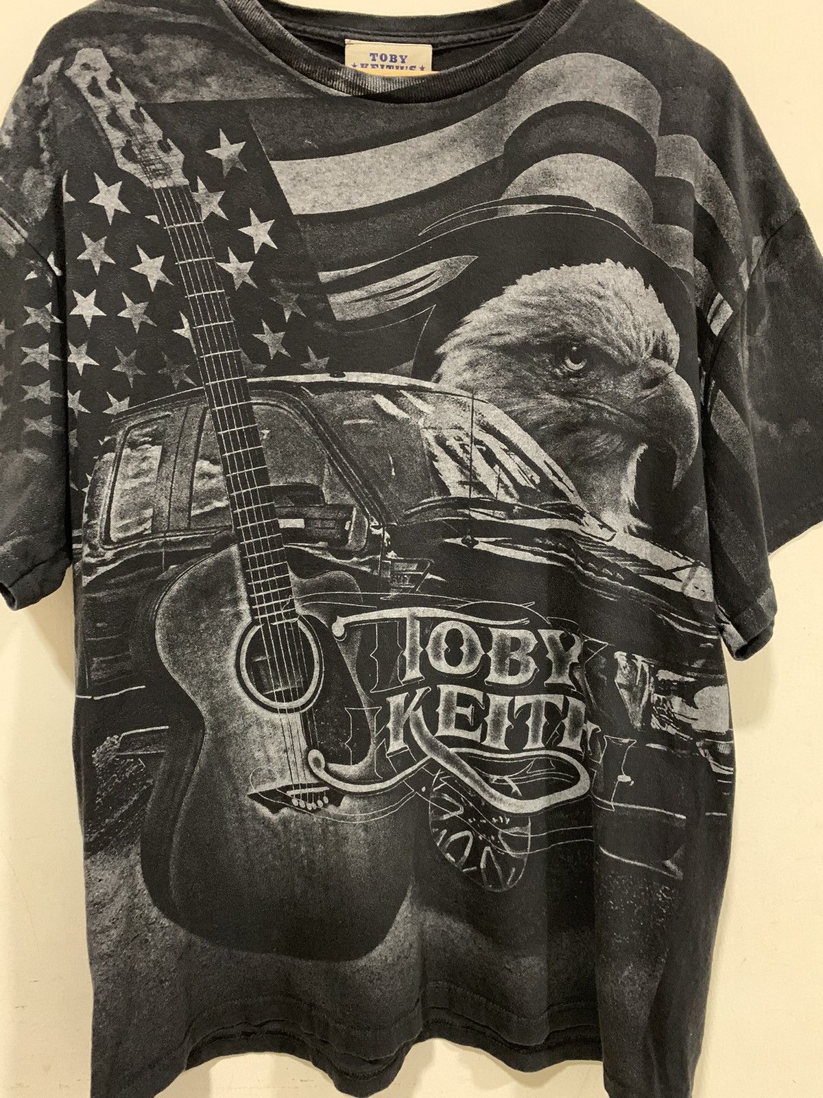 Band Tees Rare Vintage Toby Keith All Over Print Band Tshirt Size US XL / EU 56 / 4 - 4 Thumbnail