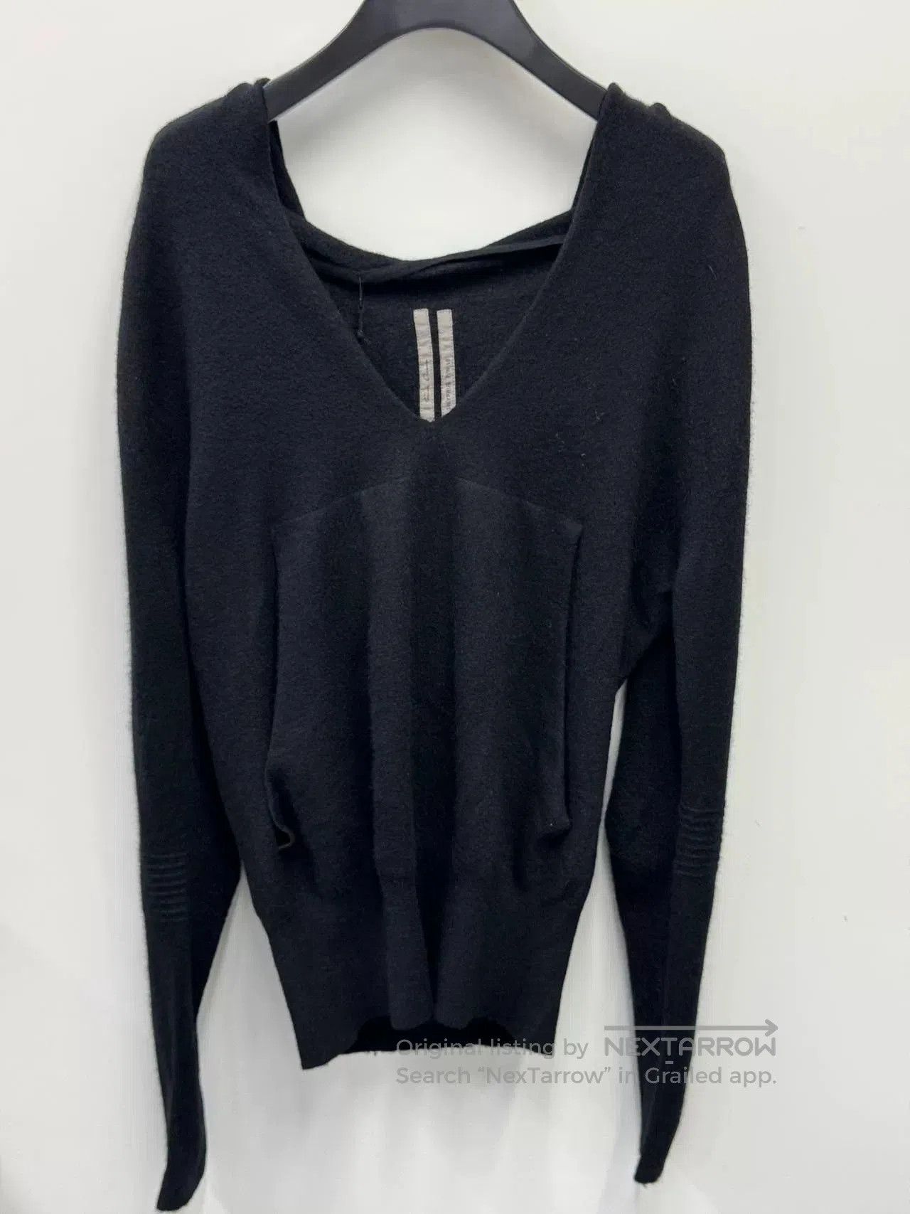 Rick Owens Rick Owens Black V-Neck Wool Sweater. Size S / US 4 / IT 40 - 1 Thumbnail