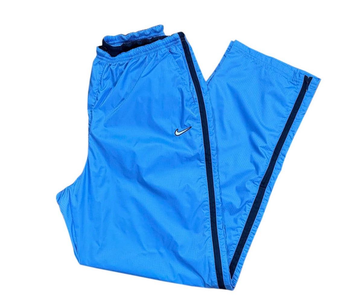 Nike Women's Nike Light Blue Windbreaker Pants (SIze Women's M) Size 24" / US 00 / IT 34 - 1 Thumbnail