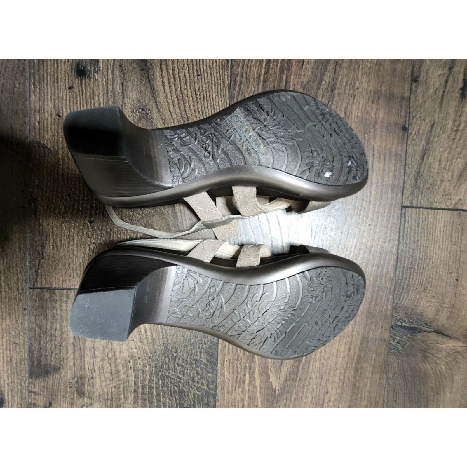 Vintage ABEO Pewter Leather Strappy Sandals GWYNN 9 N Women Adjustable Slingback Block Heel Casual Size US 9 / IT 39 - 7 Thumbnail
