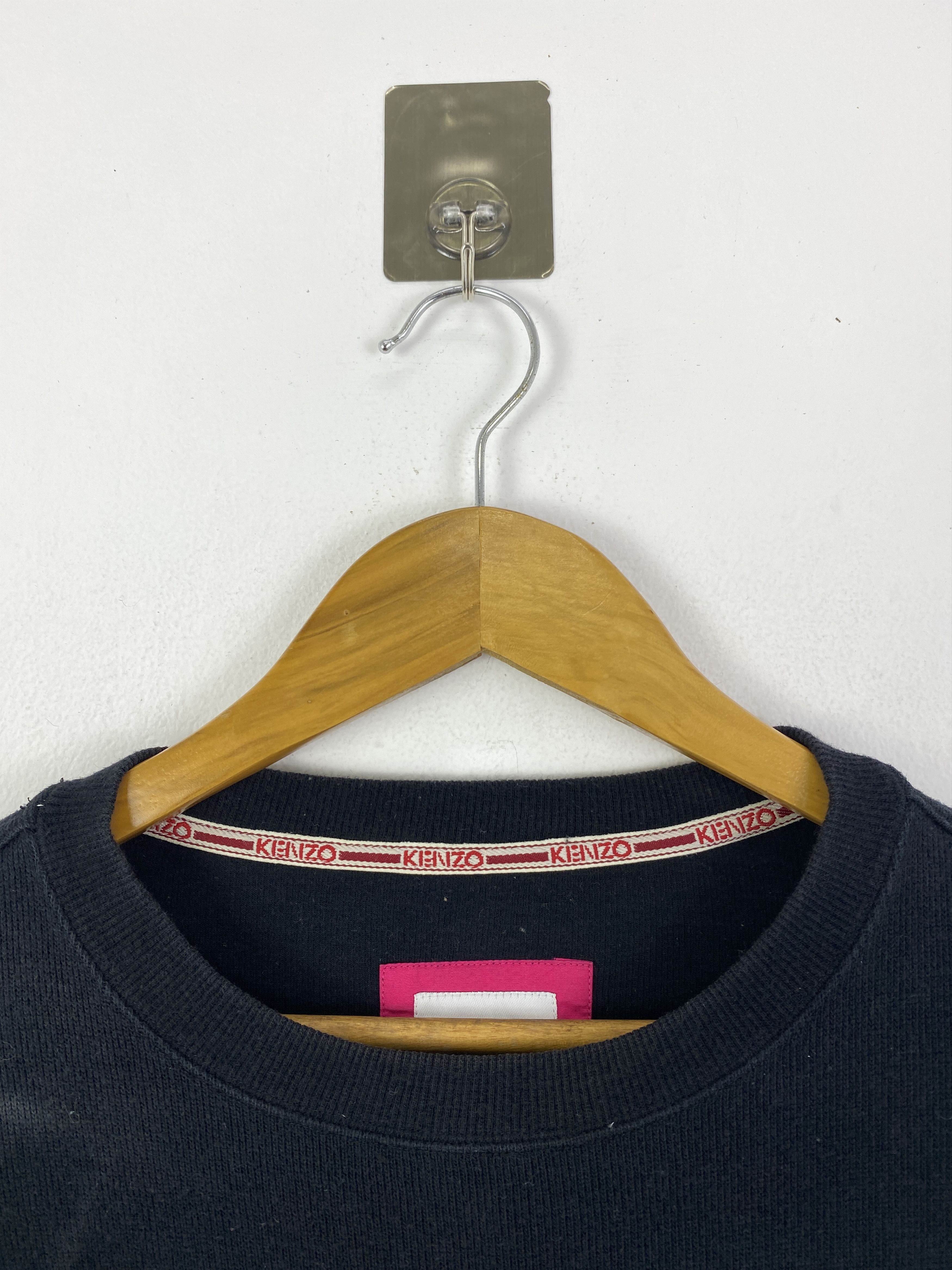 Kenzo Vintage Kenzo Faded Pullover Sweatshirt SH0125 Size US L / EU 52-54 / 3 - 8 Thumbnail