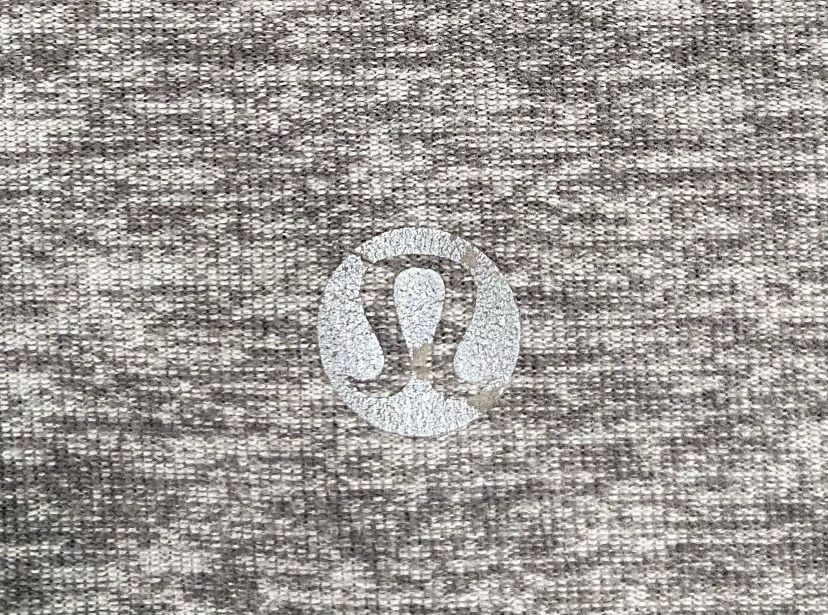 Lululemon Lululemon Pure Practice Gray Lattice Trim Leggings 4 Size 38" / US 16 / IT 52 - 6 Thumbnail