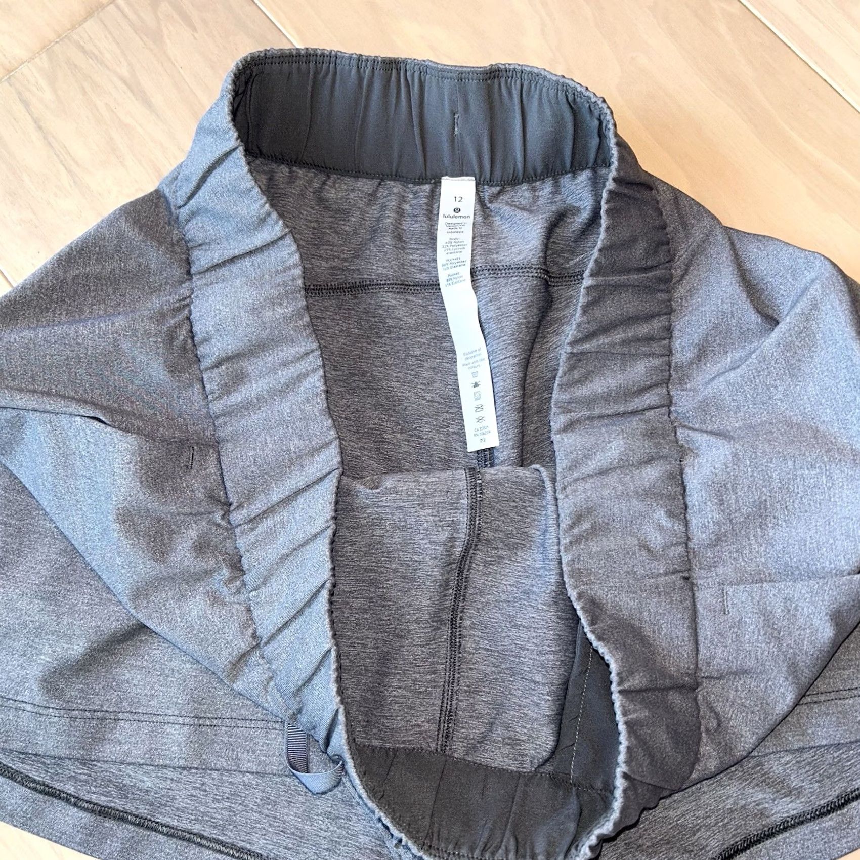 Lululemon Lululemon On the Fly Short Gray 2.5” Inseam Womens 12 Size 34" / US 12 / IT 48 - 3 Thumbnail