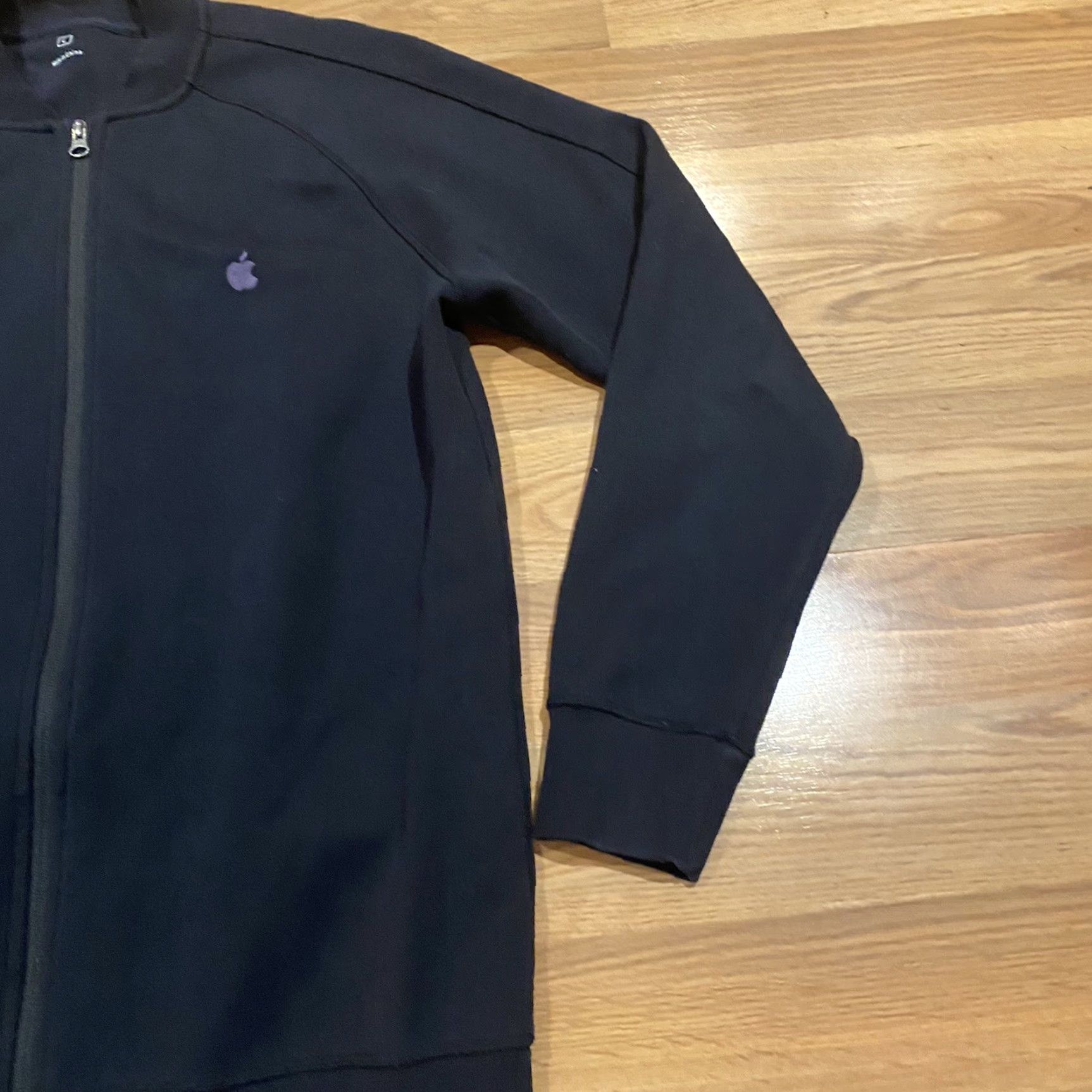 Apple Apple Store Employee Full Zip Jacket Sweatshirt Large Embroidered Logo Black Mens Jacket Size US L / EU 52-54 / 3 - 5 Thumbnail