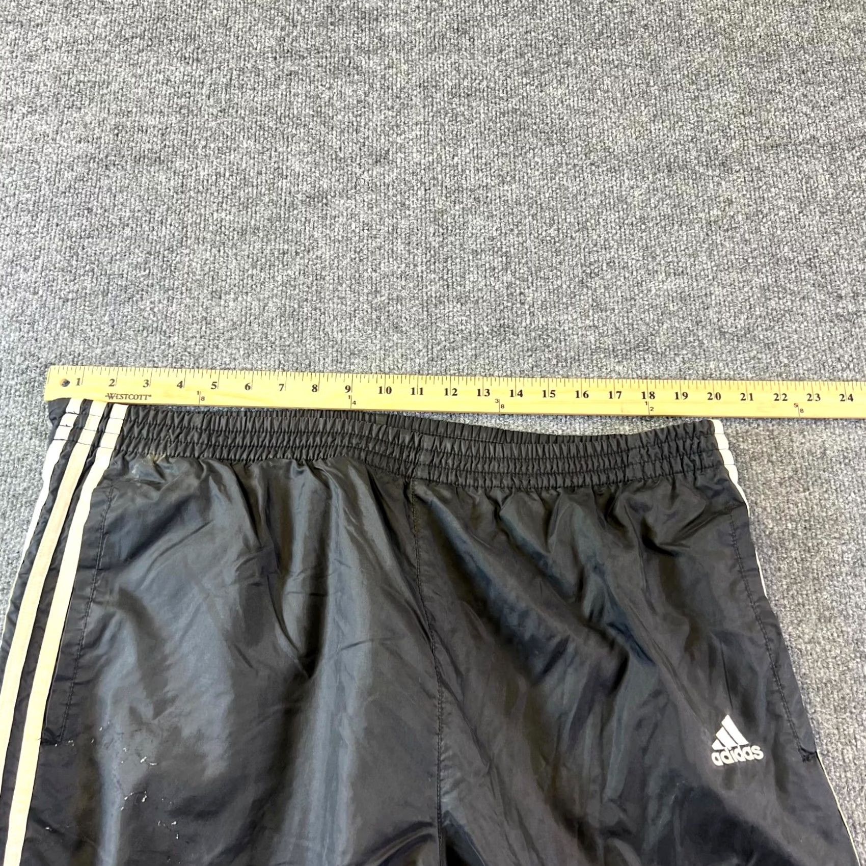 Adidas VINTAGE Adidas Track Pants Mens Large Black Side Snap Button Performance Size US 33 - 3 Thumbnail