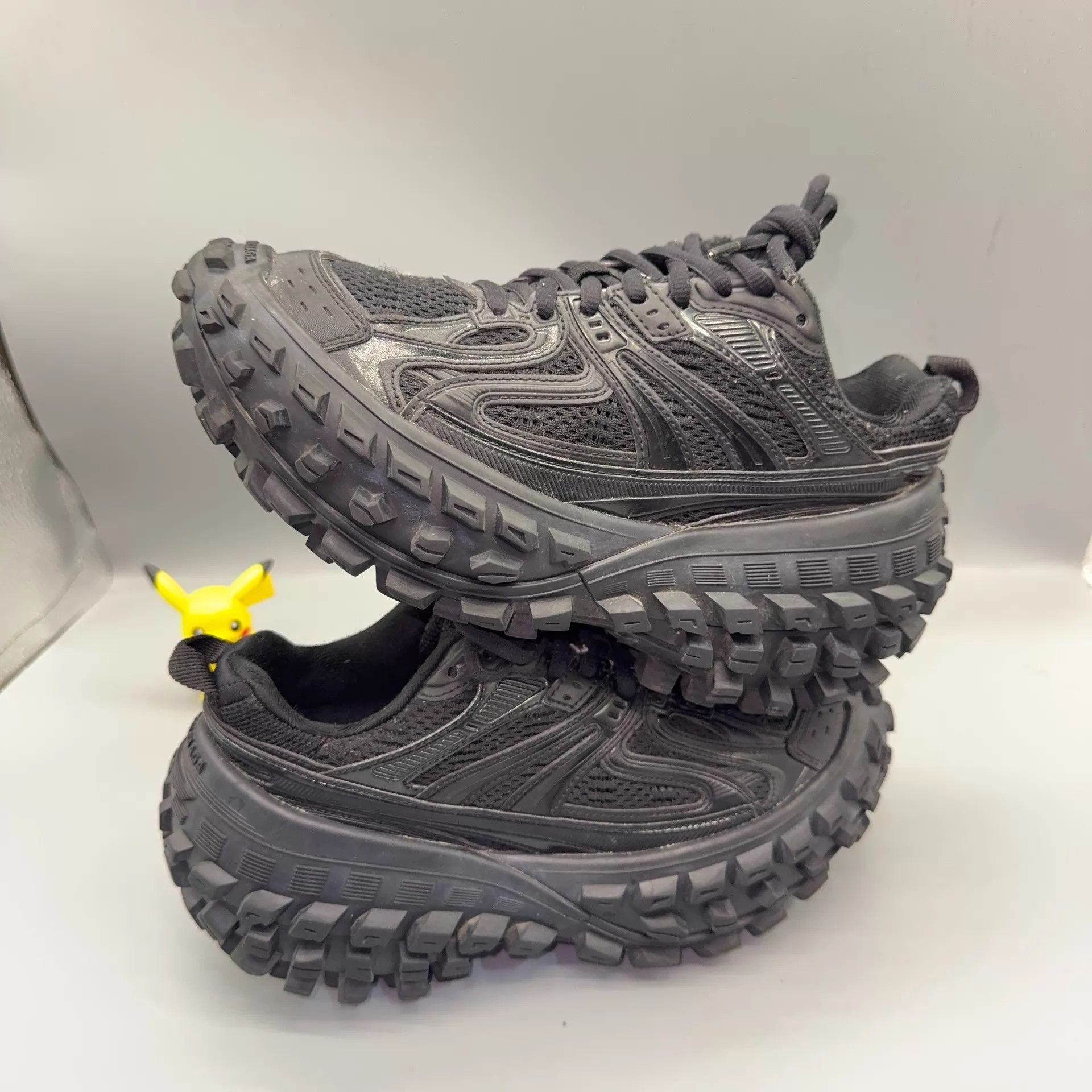 Balenciaga Balenciaga Defender Black Women's 36 Sneaker Size US 5.5 / IT 35.5 - 5 Thumbnail