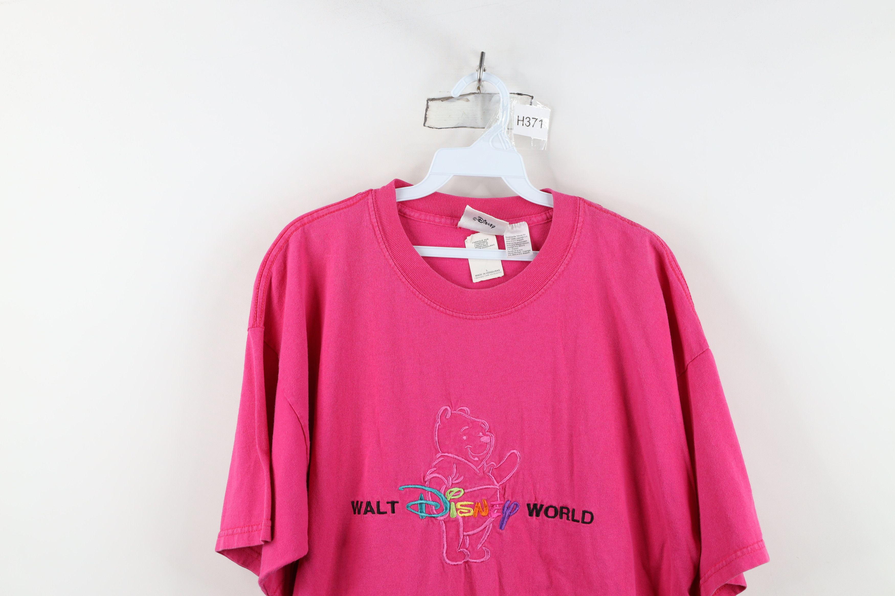 Disney Vintage 90s Disney Rainbow Winnie the Pooh T-Shirt Size L / US 10 / IT 46 - 2 Thumbnail