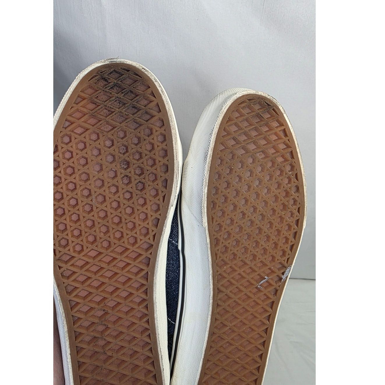 Vans Vans Sk8-Hi Denim Sneakers Men’s 9.5 High Top Shoes Size US 9.5 / EU 42-43 - 14 Thumbnail