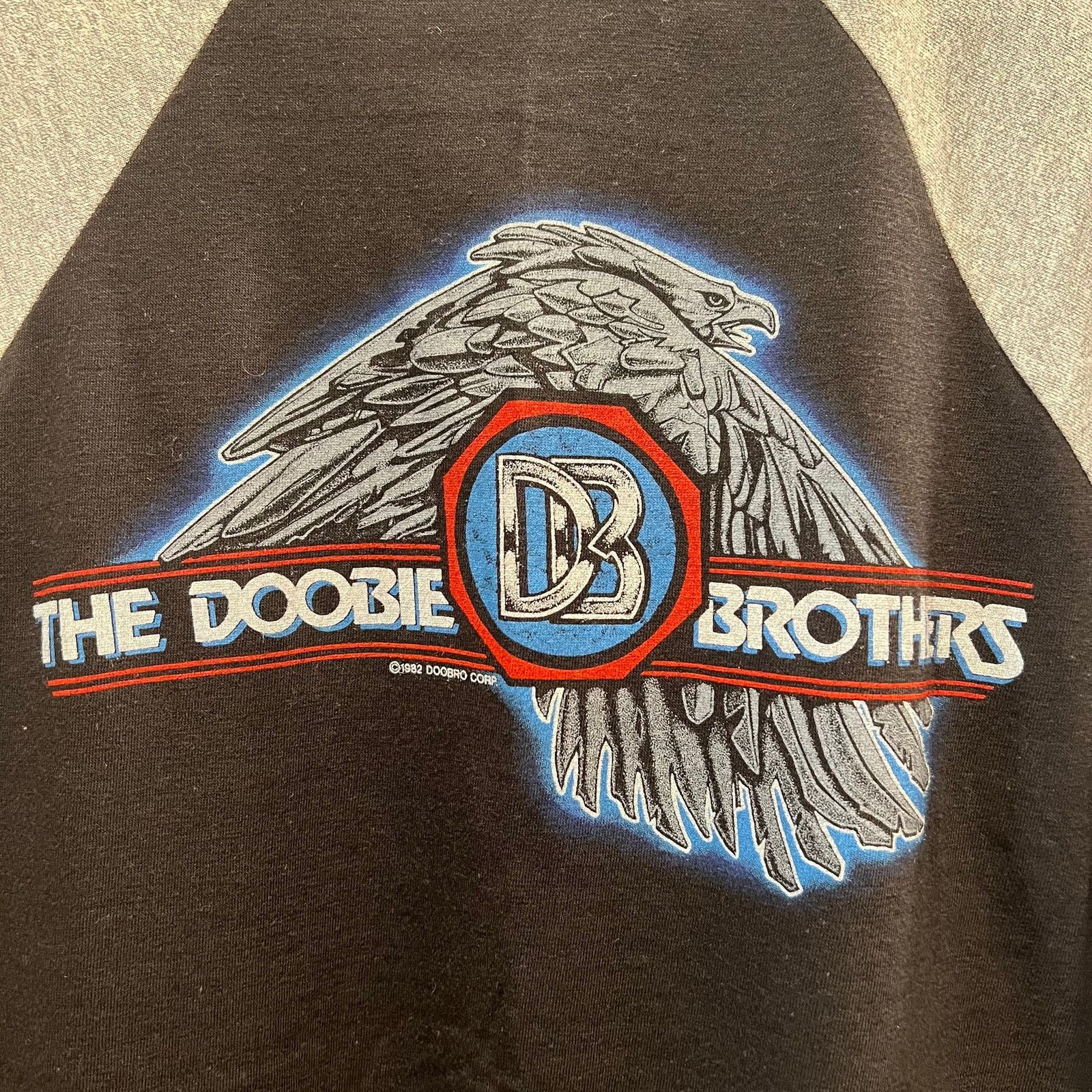 Other Vintage 1982 The Doobie Brothers Farewell Tour Tee Size L Size US L / EU 52-54 / 3 - 4 Thumbnail