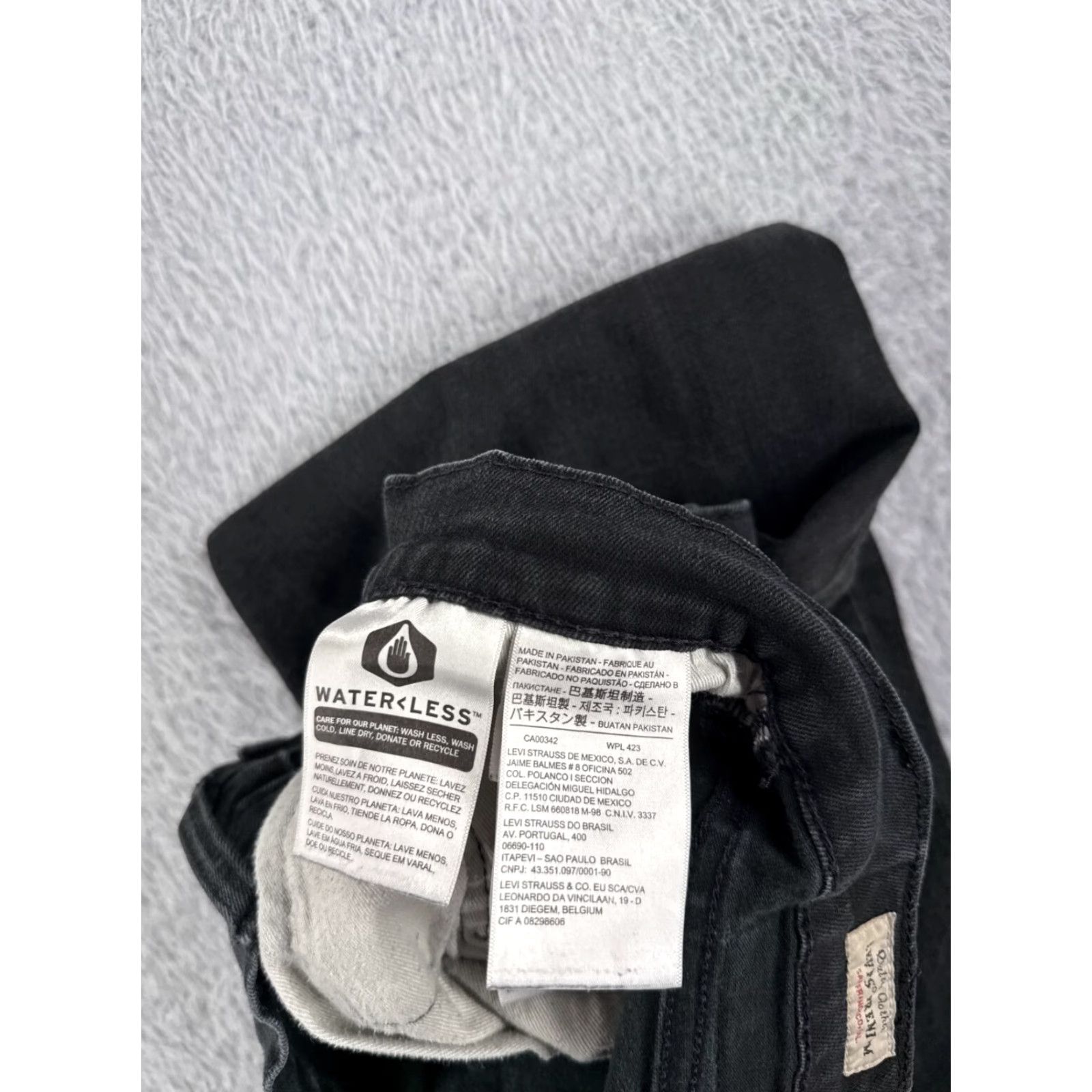Levi's Levis Jeans Adult 34 Black Denim 511 Cotton Blend Premium Zip 33x28 Big E Mens Size US 34 / EU 50 - 7 Thumbnail