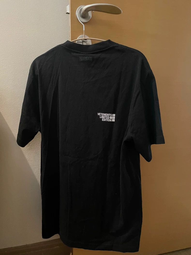 Vetements Vetements Trendy Brand T-Shirt, Size M Size US M / EU 48-50 / 2 - 2 Thumbnail