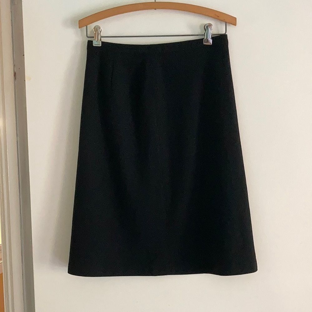 Versace Versace Vintage Classic Black Wool Skirt Size 40 Fits like 6 Size 28" / US 6 / IT 42 - 2 Thumbnail