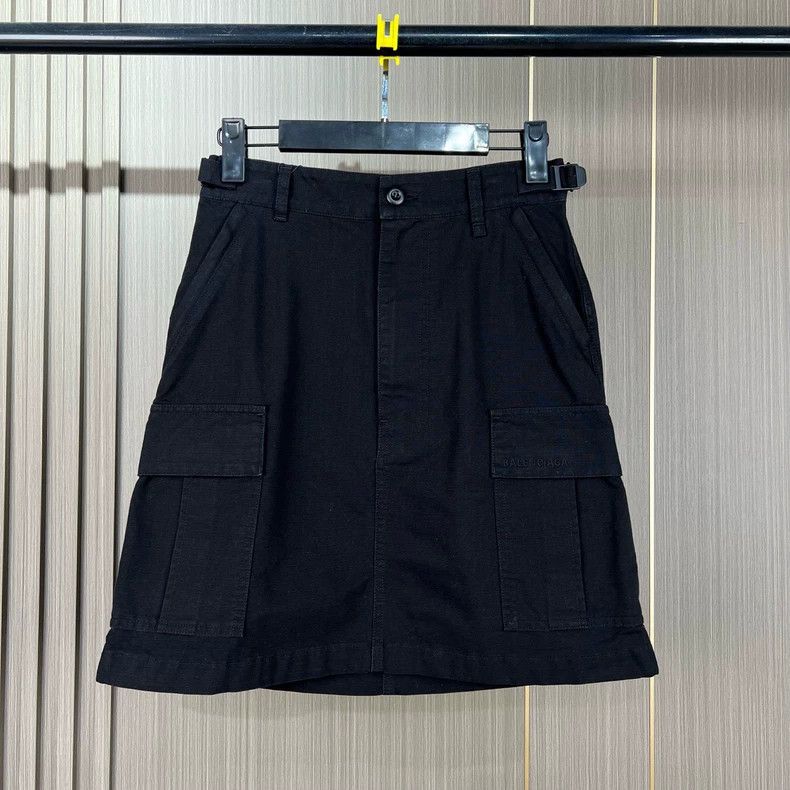 Balenciaga Balenciaga size 34 New Embroidered Letter Denim Skirt Size 33" - 1 Thumbnail