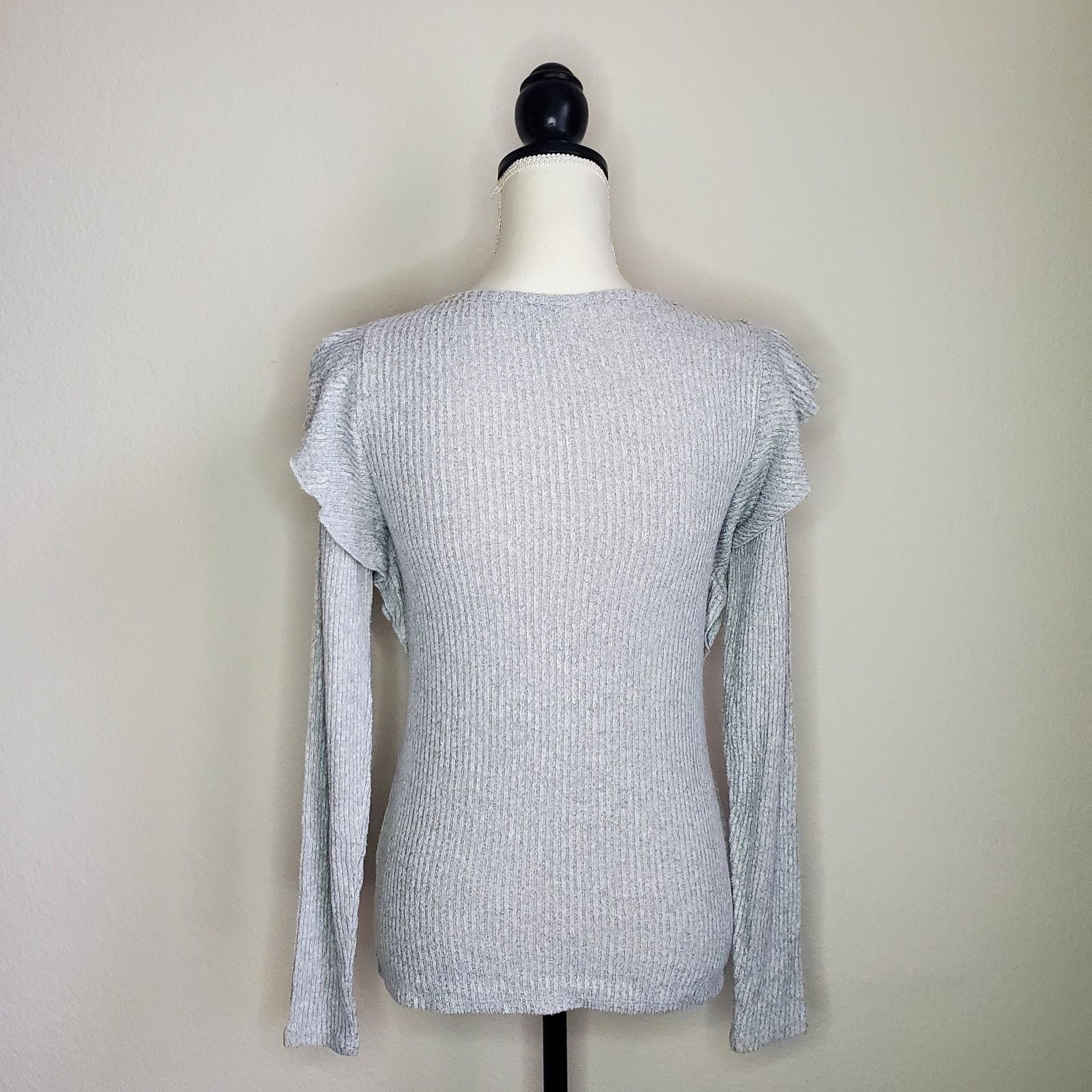 Lucky Brand Lucky Gray Ruffled Long Sleeve Top Medium Size M / US 6-8 / IT 42-44 - 3 Thumbnail