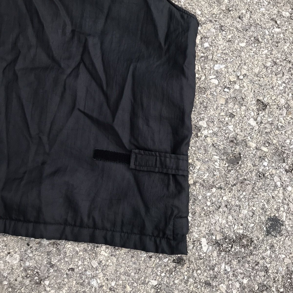 Gap × Vintage Vintage 00s Gap fleece lined cargo Utility vest Sz M Size US M / EU 48-50 / 2 - 10 Thumbnail