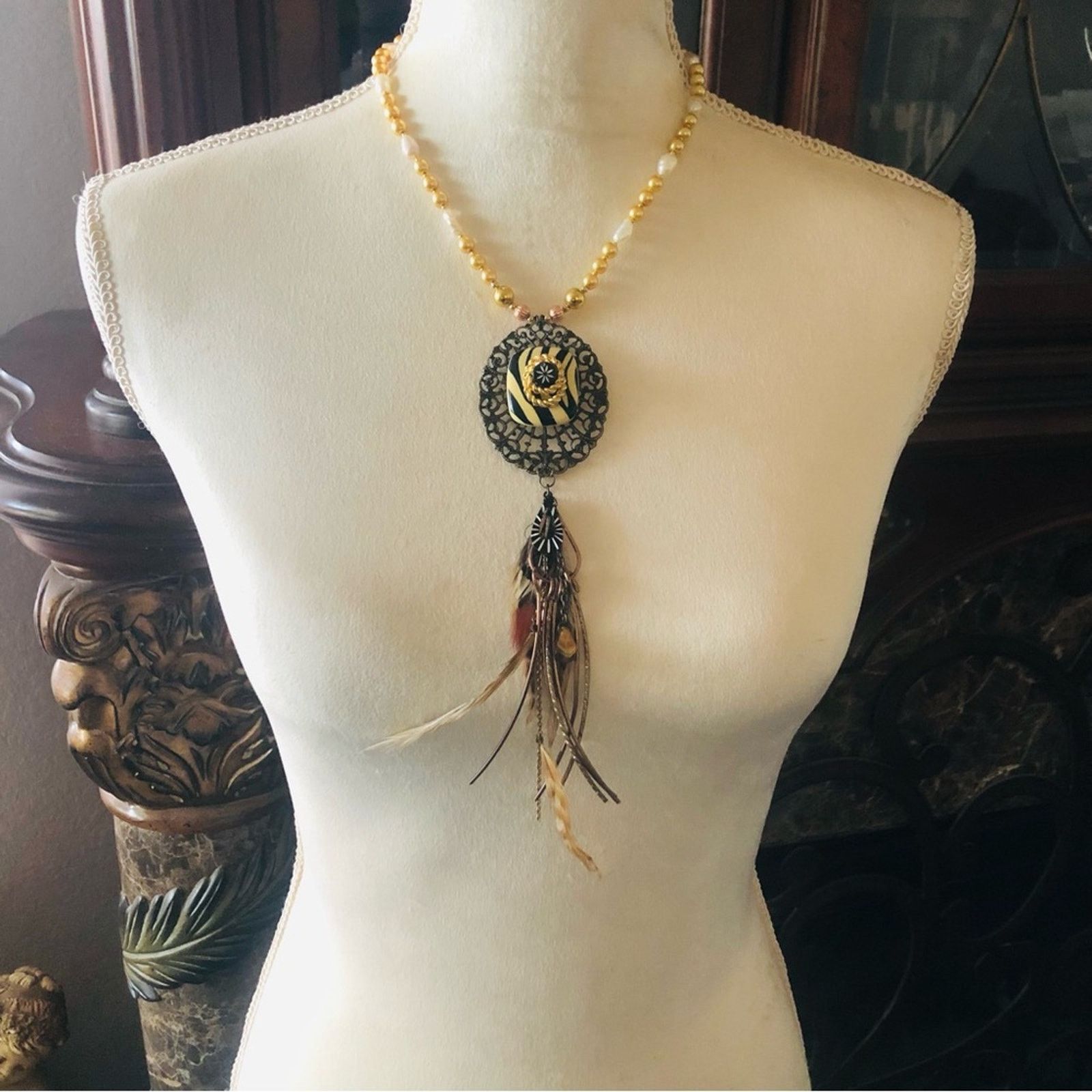 Handmade Handcrafted repurpose freshwater pearl necklace Size ONE SIZE - 5 Thumbnail