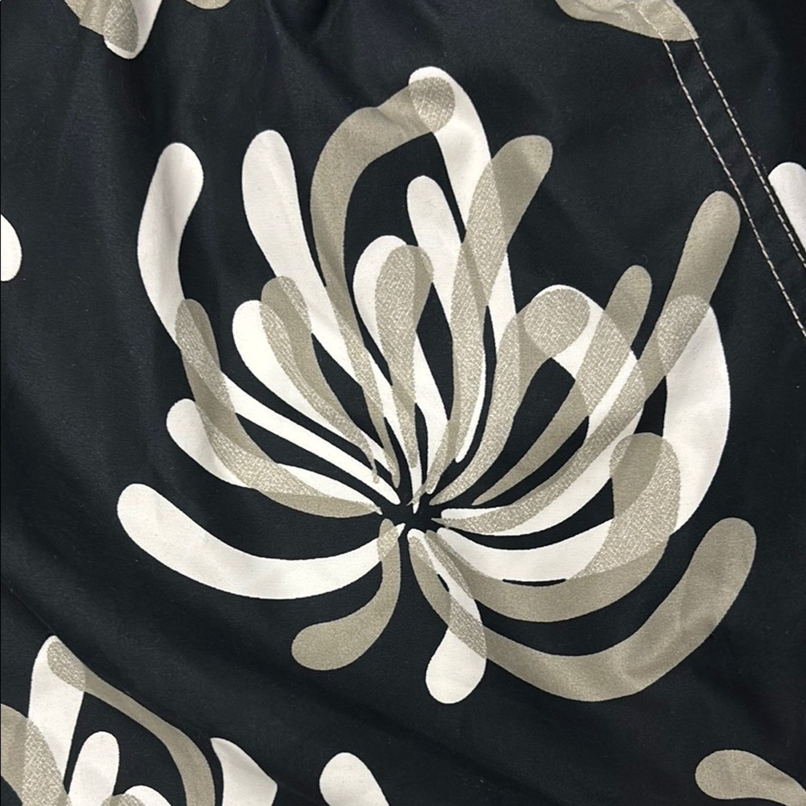 Other NWT Kiwi Black and White Swim Trunks Size XXL Size US 44 / EU 60 - 8 Thumbnail