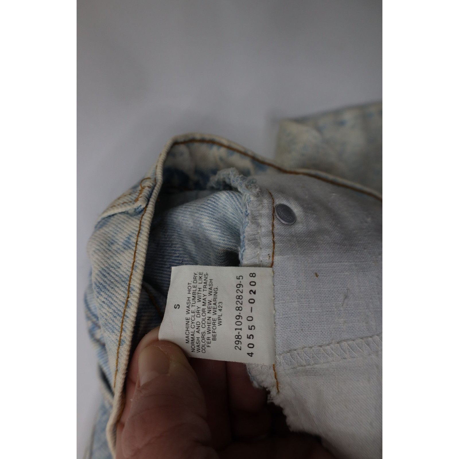 Levi's Deadstock Vintage 80s Levis 550 Orange Tab Whitewashed Jeans Size US 40 / EU 56 - 11 Thumbnail