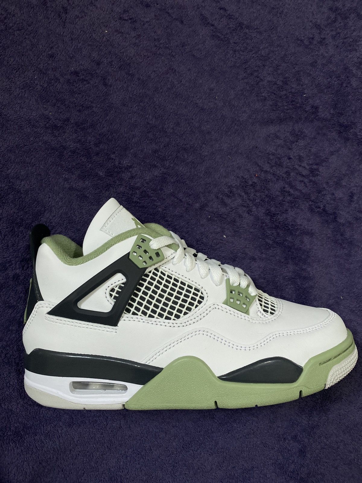 Jordan Brand Jordan 4 Retro Seafoam (Women) Size US 5 / EU 37 - 2 Thumbnail