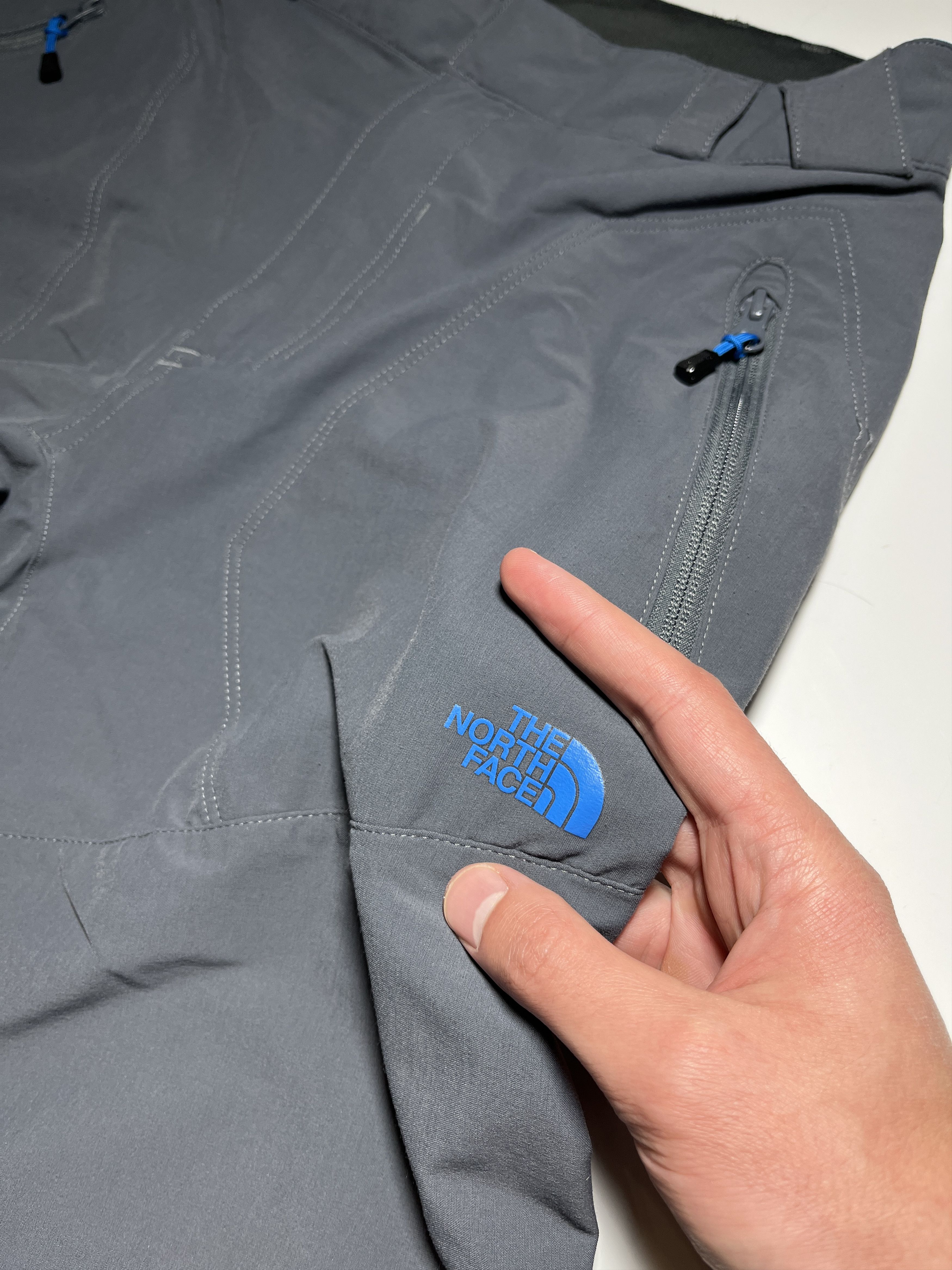 The North Face The North Face Gray Hiking Shorts Size 30 Size US 30 / EU 46 - 6 Thumbnail