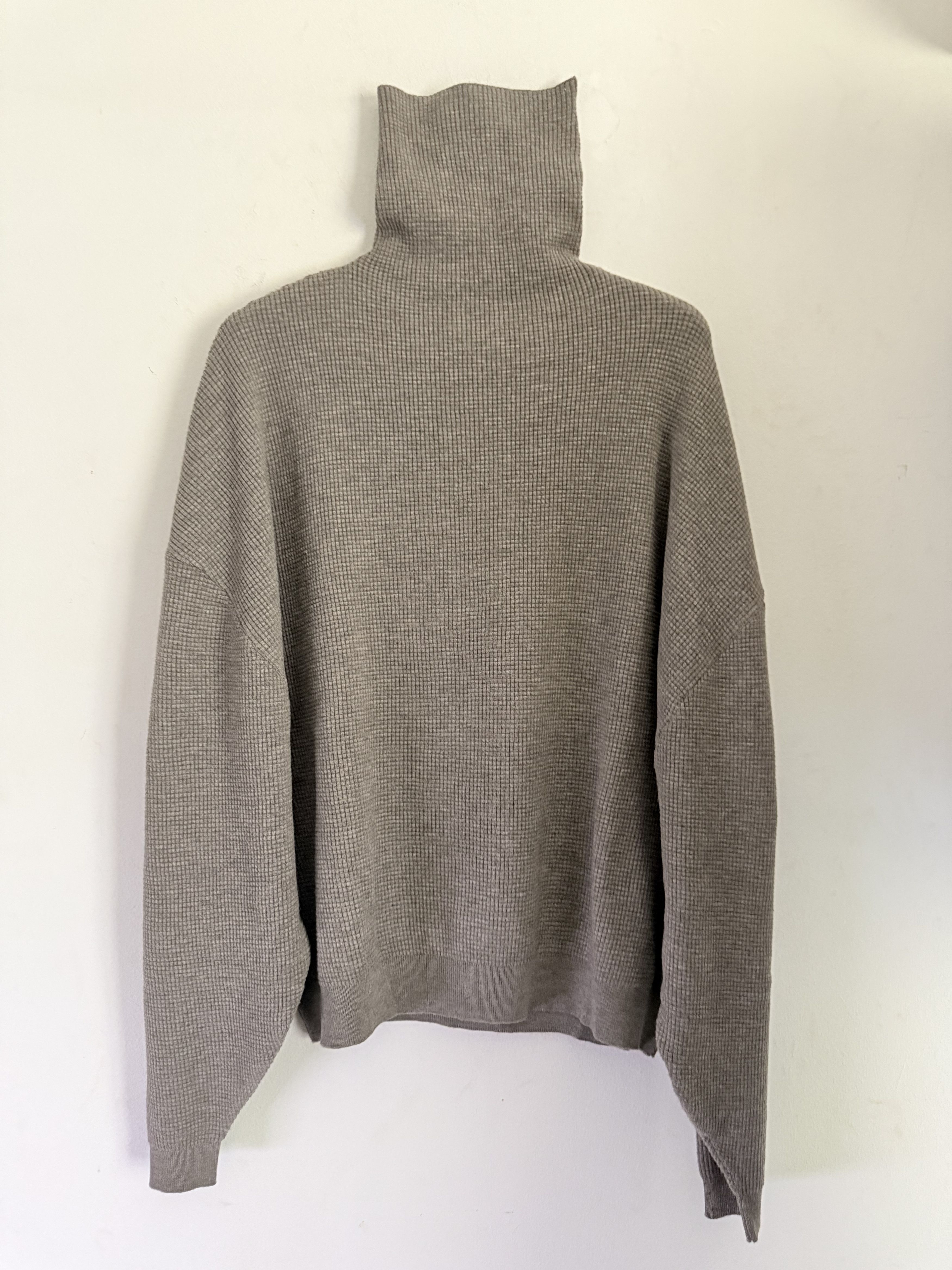 Essentials Heather Grey Heavy Waffle Knit Turtleneck Sweater Size US L / EU 52-54 / 3 - 4 Thumbnail