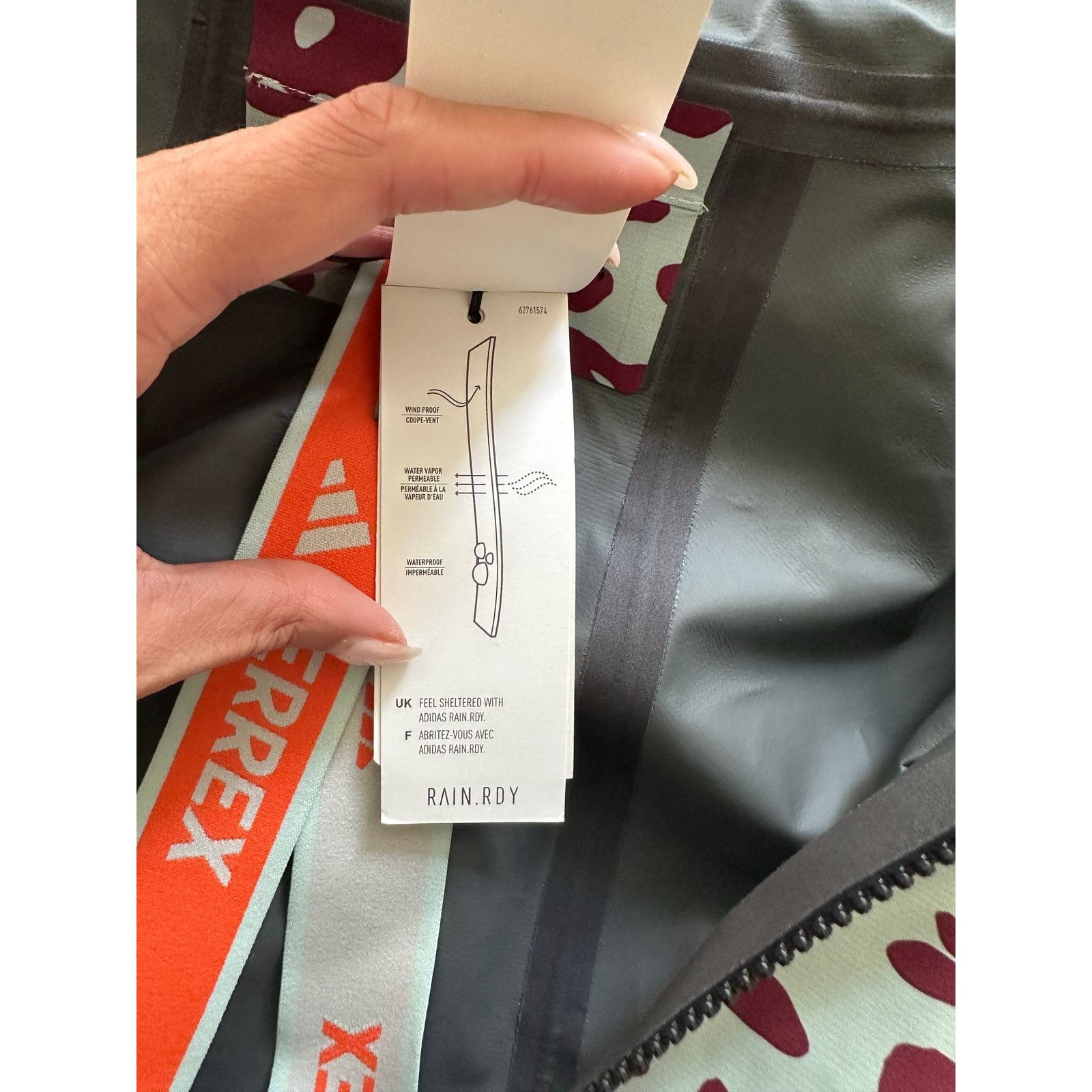 Stella McCartney Adidas Terrex x Stella McCartney 2L Leopard Jacket - Size S Size US S / EU 44-46 / 1 - 13 Thumbnail