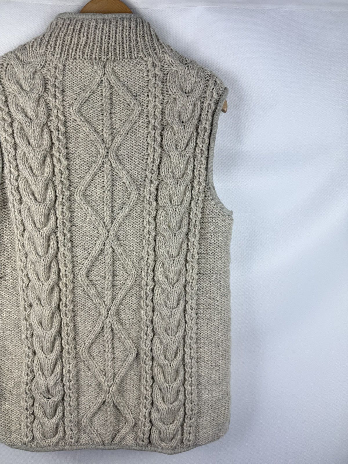Handmade Pachamama Men’s Wool Cable Knit Handmade Vest Waistcoat Size US M / EU 48-50 / 2 - 11 Thumbnail