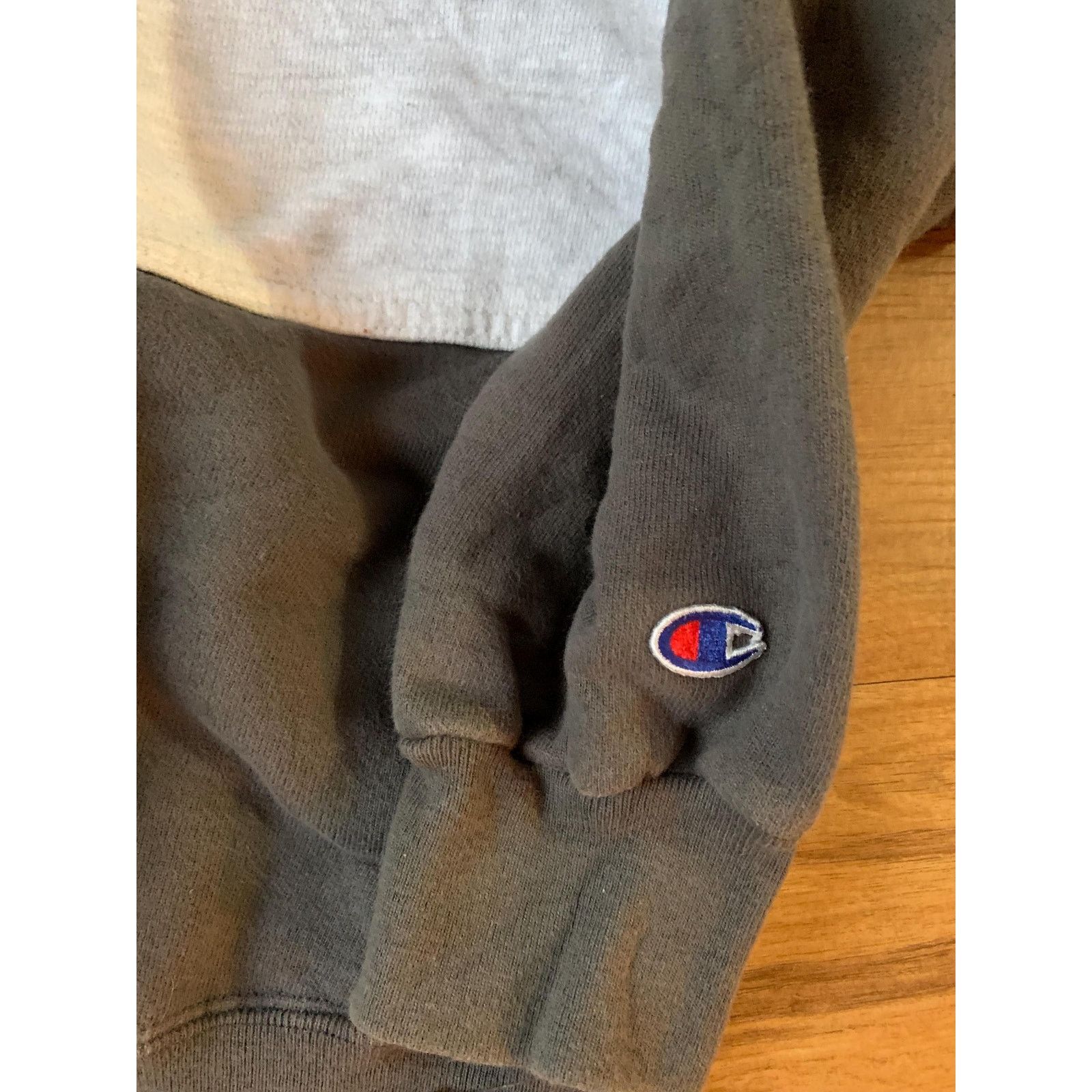 Champion Vintage champion Sweatshirt size xl 1990s 80s Size US XL / EU 56 / 4 - 3 Thumbnail