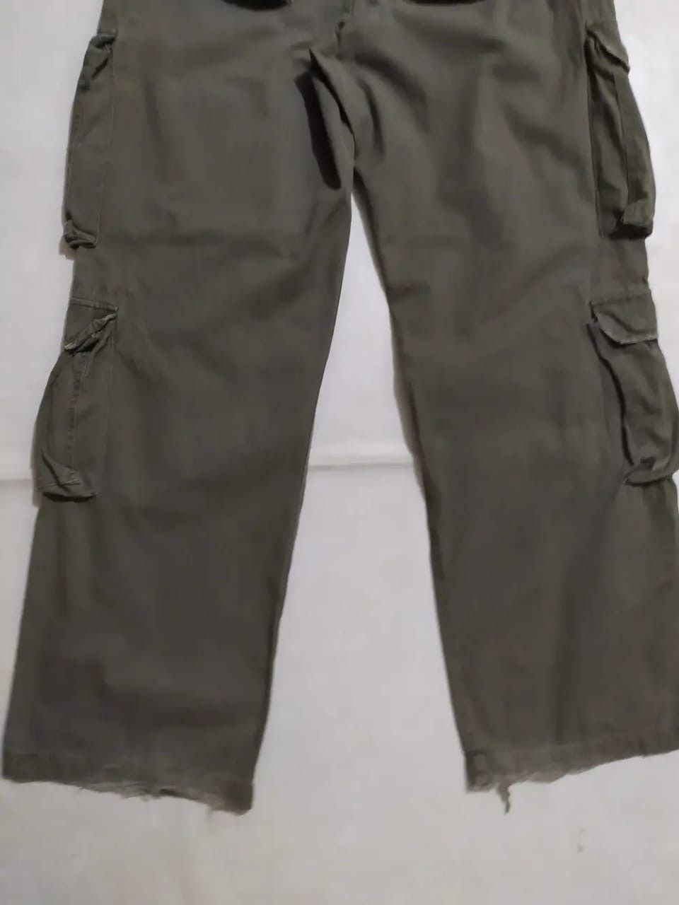 Abercrombie & Fitch Abercrombie & Fitch Multipocket Cargo Tactical Pants Size US 32 / EU 48 - 8 Thumbnail