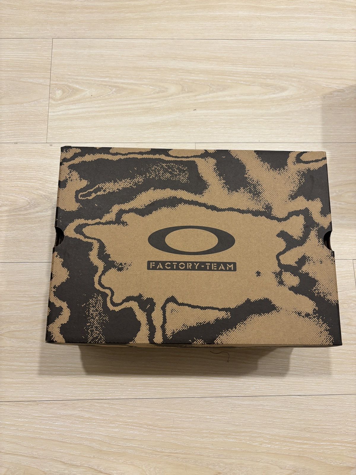 Oakley Oakley Factory Team Suede Flesh Size US 7 / EU 40 - 7 Thumbnail