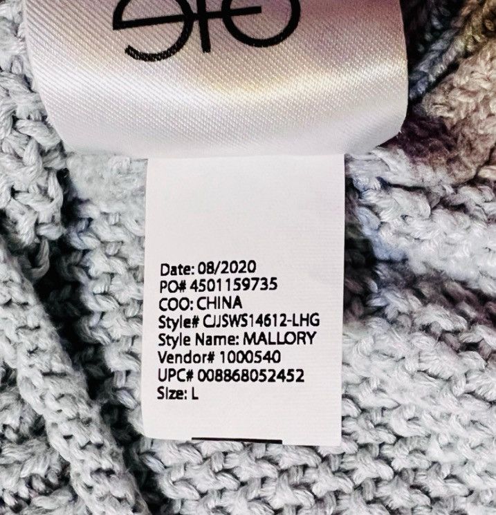 Jessica Simpson Jessica Simpson Rolled Neck Soft Dove Gray Sweater - Size L Size L / US 10 / IT 46 - 4 Thumbnail