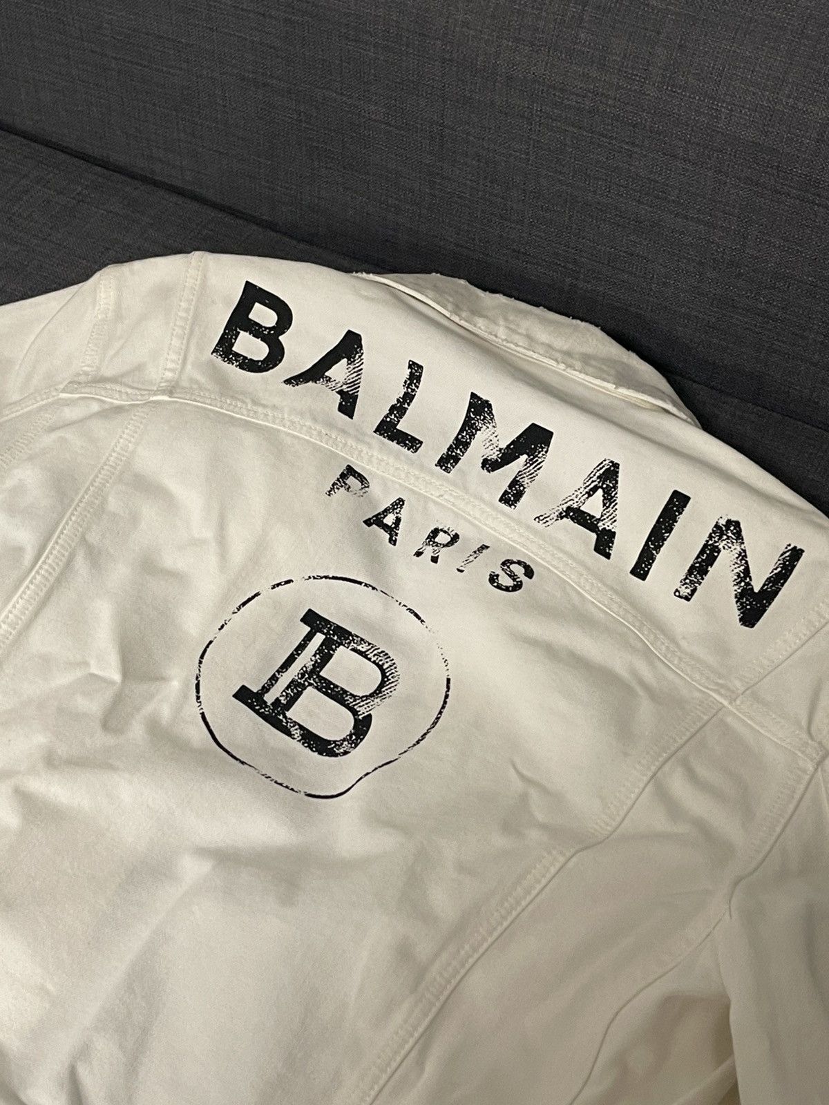 Balmain Balmain white denim jacket Size US L / EU 52-54 / 3 - 1 Thumbnail
