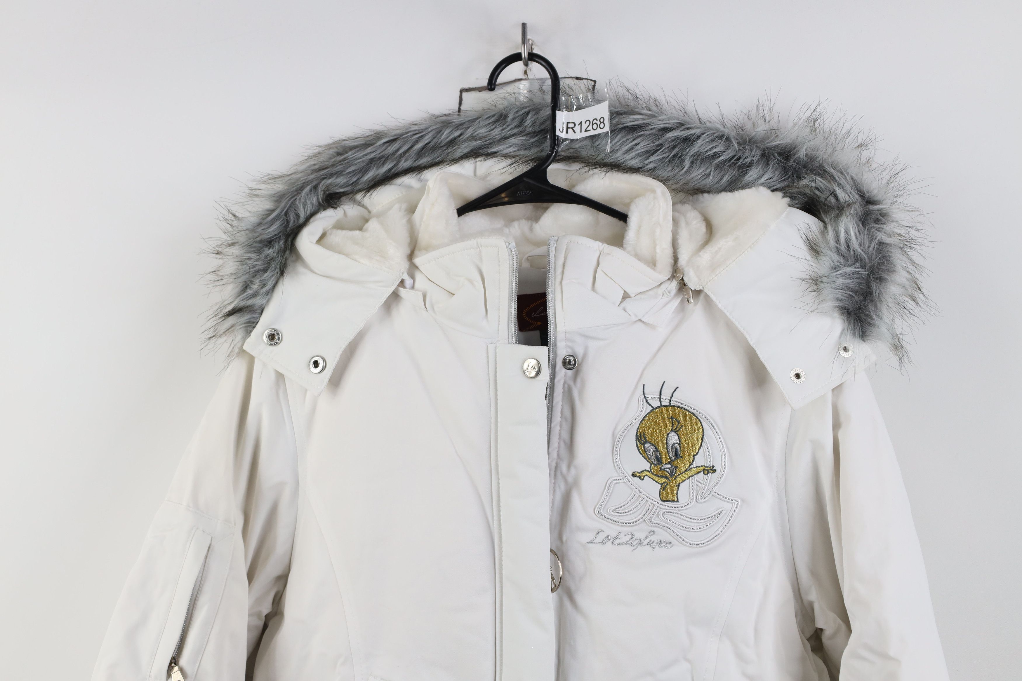 Vintage Deadstock Vintage 90s Y2K Tweety Bird Cropped Puffer Jacket Size M / US 6-8 / IT 42-44 - 2 Thumbnail