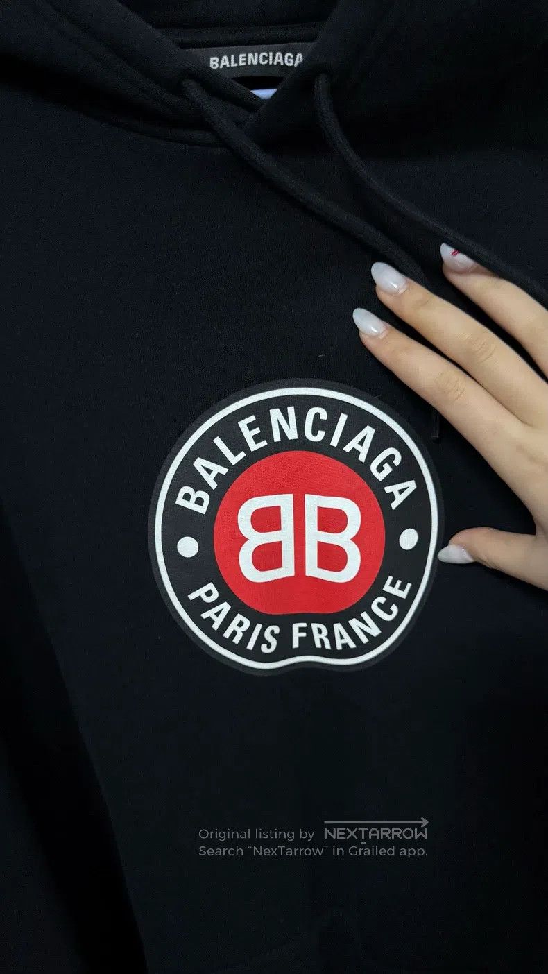 Balenciaga Balenciaga Round Emblem Sweatshirt Size US L / EU 52-54 / 3 - 2 Thumbnail