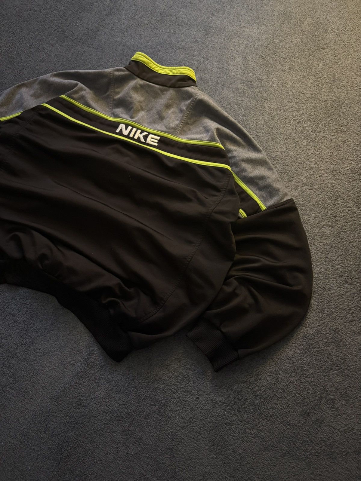 Nike 90s Nike Vintage Track Zip Jacket Double Logo Rare Y2K Size US L / EU 52-54 / 3 - 5 Thumbnail