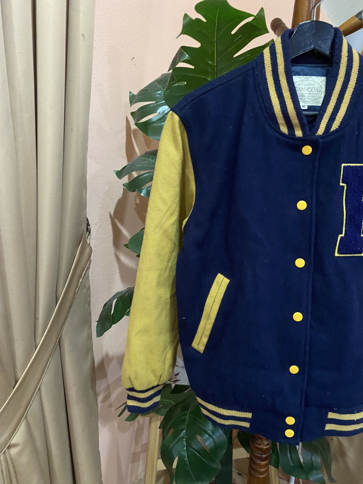 Other VINTAGE JEAN COX VARSITY JACKET Size US M / EU 48-50 / 2 - 5 Thumbnail