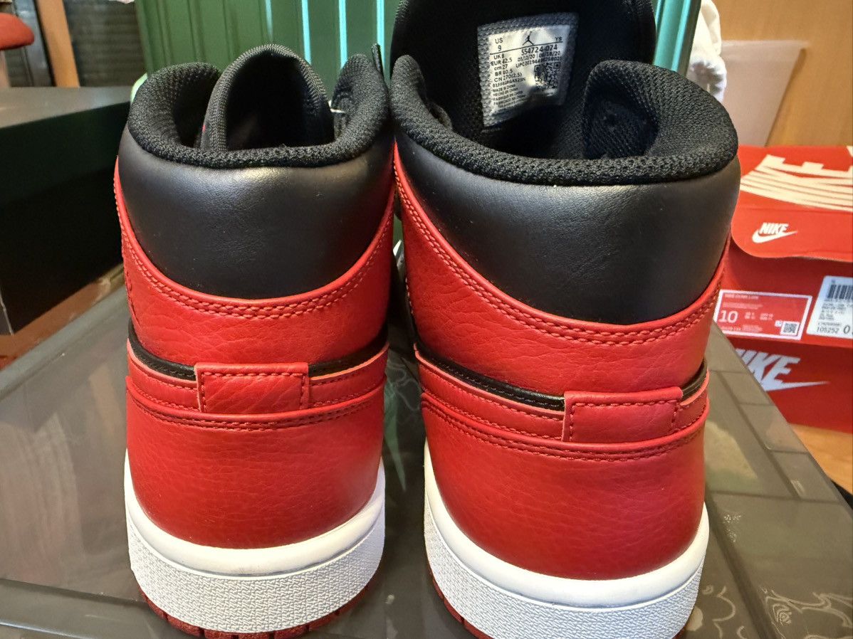 Jordan Brand × Nike Air Jordan 1 Mid sneaker Size 9 Size US 9 / EU 42 - 7 Thumbnail
