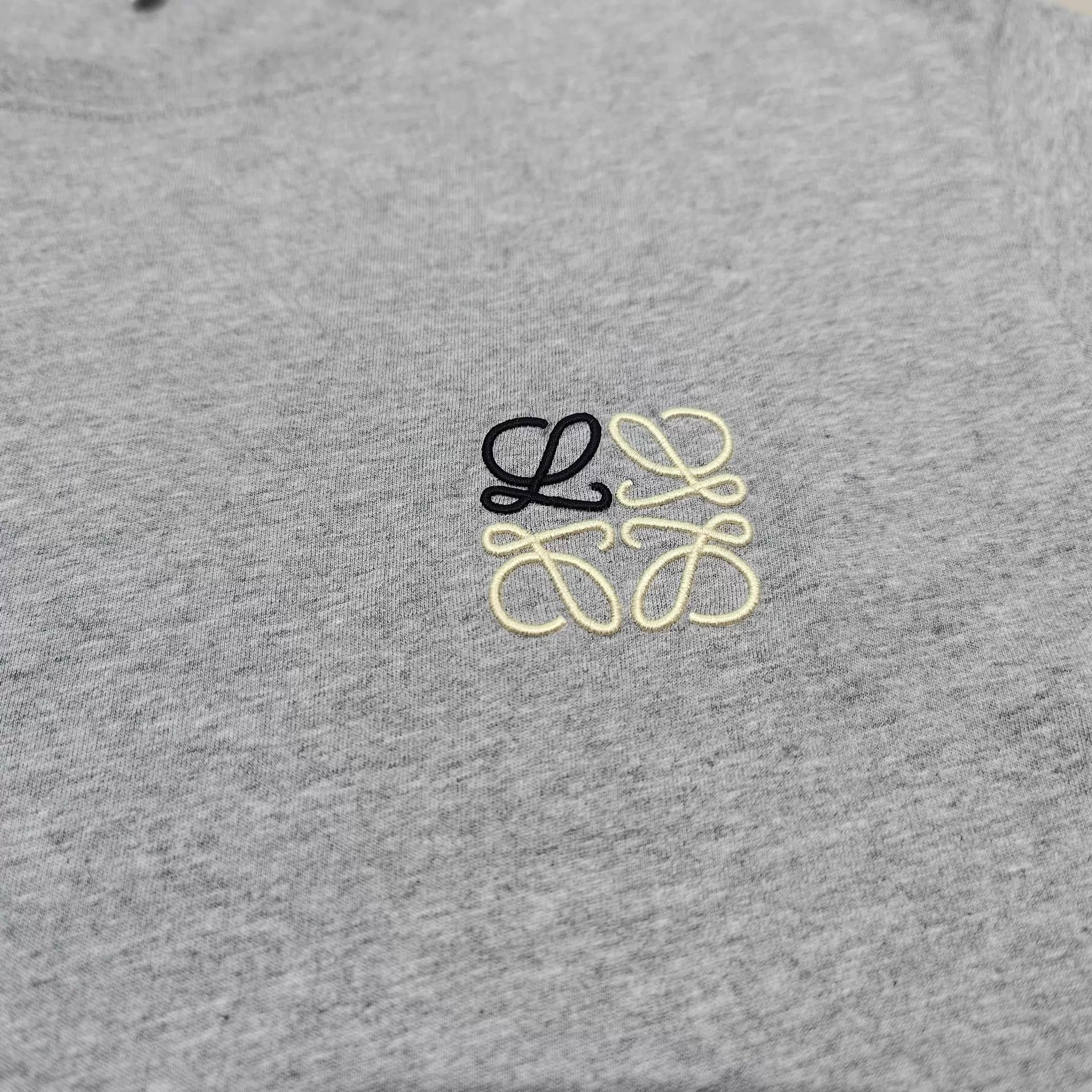 Loewe LOEWE 99 New Classic Embroidered Short Sleeve Tee L Size L / US 10 / IT 46 - 3 Thumbnail