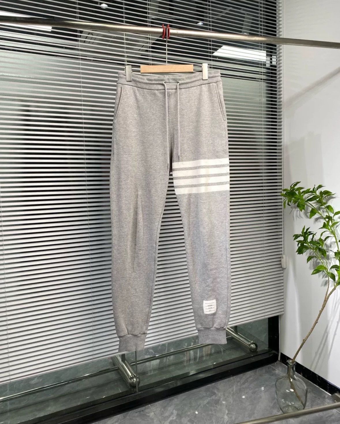 Thom Browne Thom Browne Size 4 Sweatpants, Men's 2 2501-Nextarrow Size US 32 / EU 48 - 2 Thumbnail