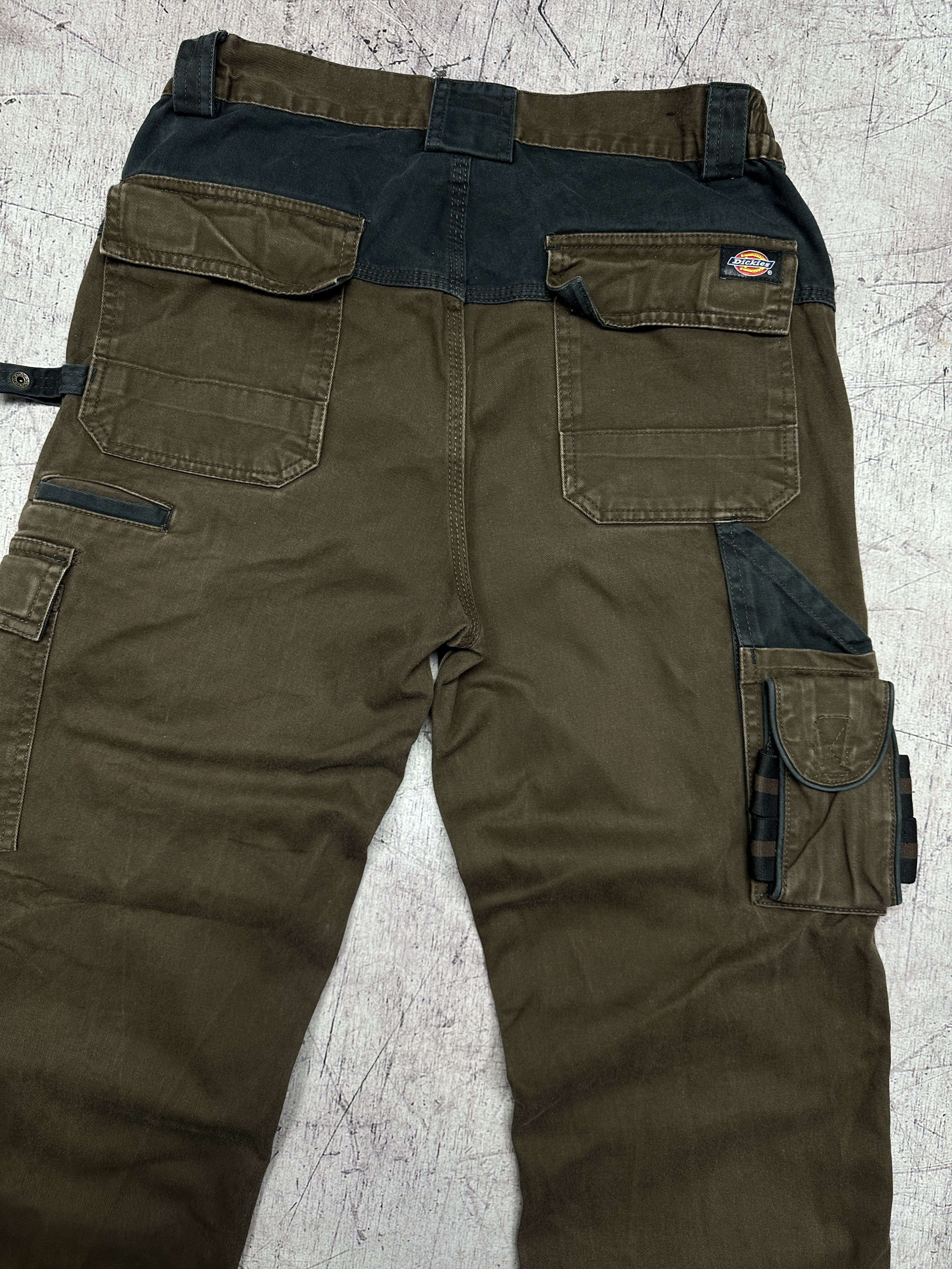 Dickies Dickies Mens Workwear Cargo Pants Distressed Size US 34 / EU 50 - 9 Thumbnail