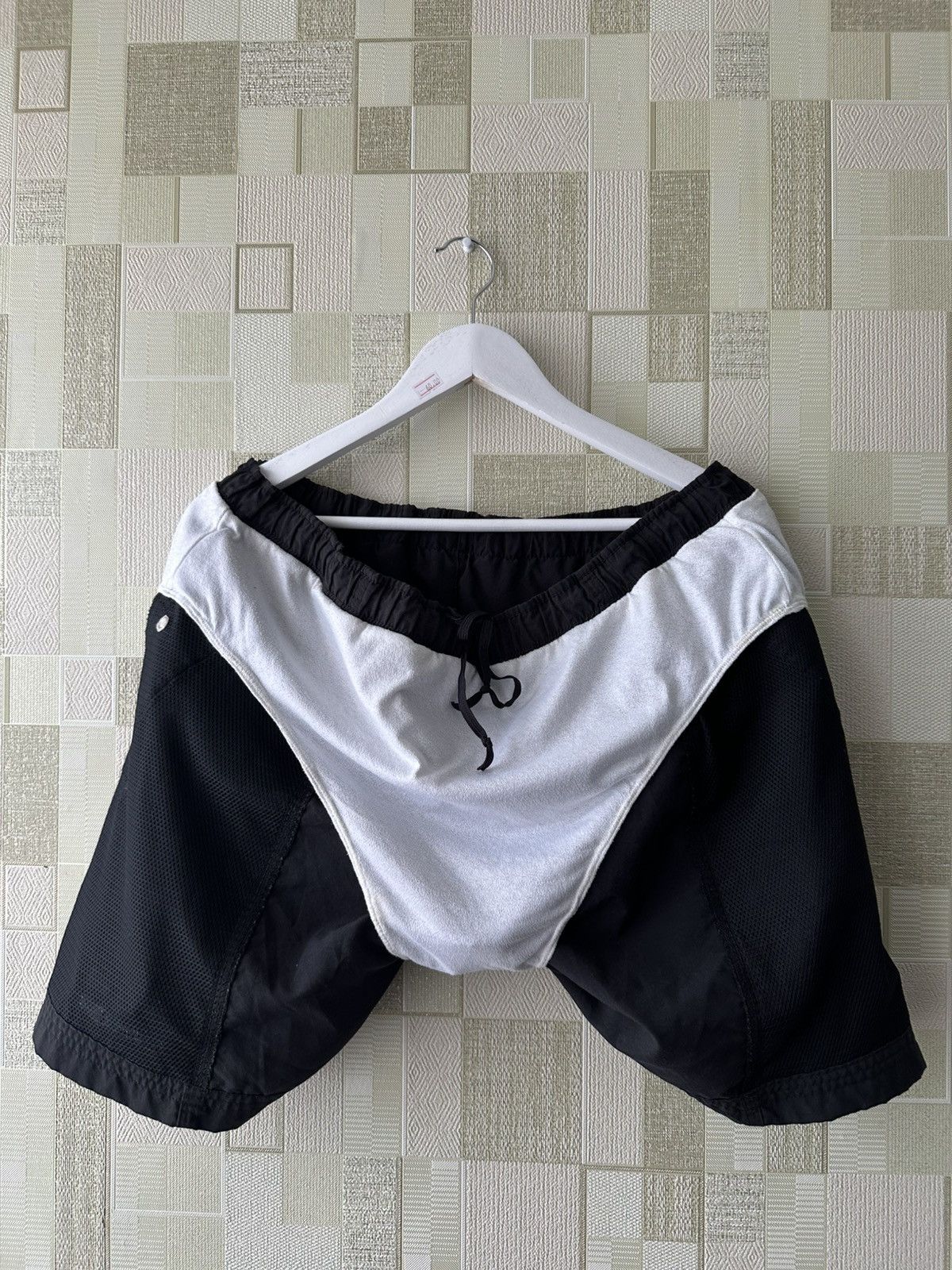 Nike ACG Nike ACG vintage shorts size L Size US 34 / EU 50 - 12 Thumbnail