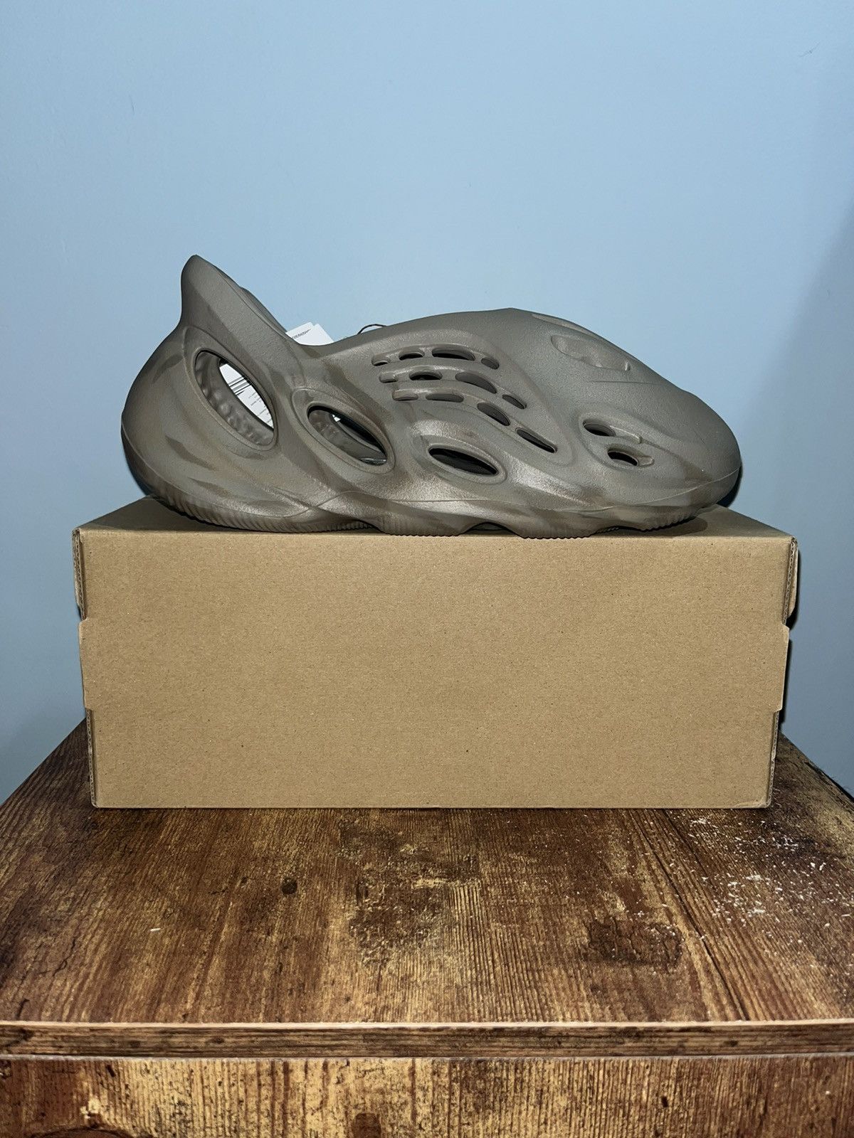 Adidas × Kanye West Yeezy Foam RNNR Stone Sage Size 8 Size US 8 / EU 41 - 3 Thumbnail