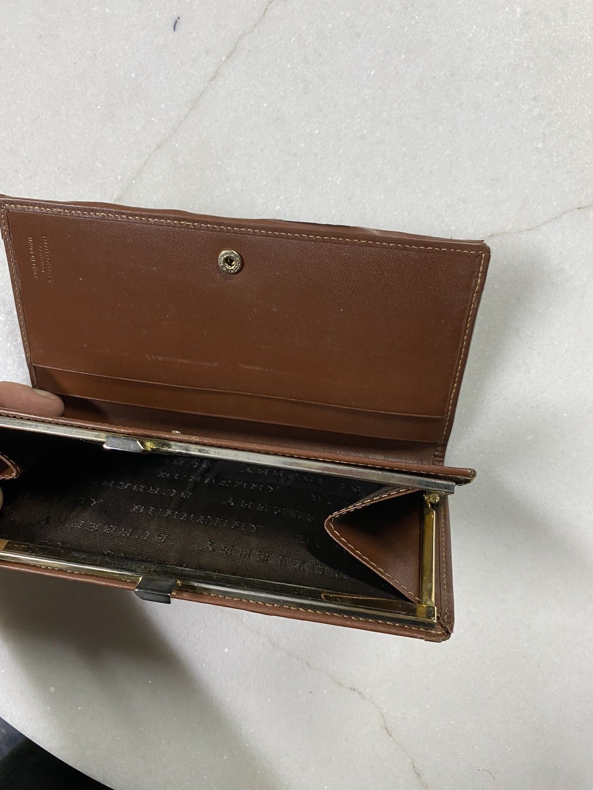 Burberry Burberry Womens Long Plaid Wallet Preowned Size ONE SIZE - 6 Thumbnail