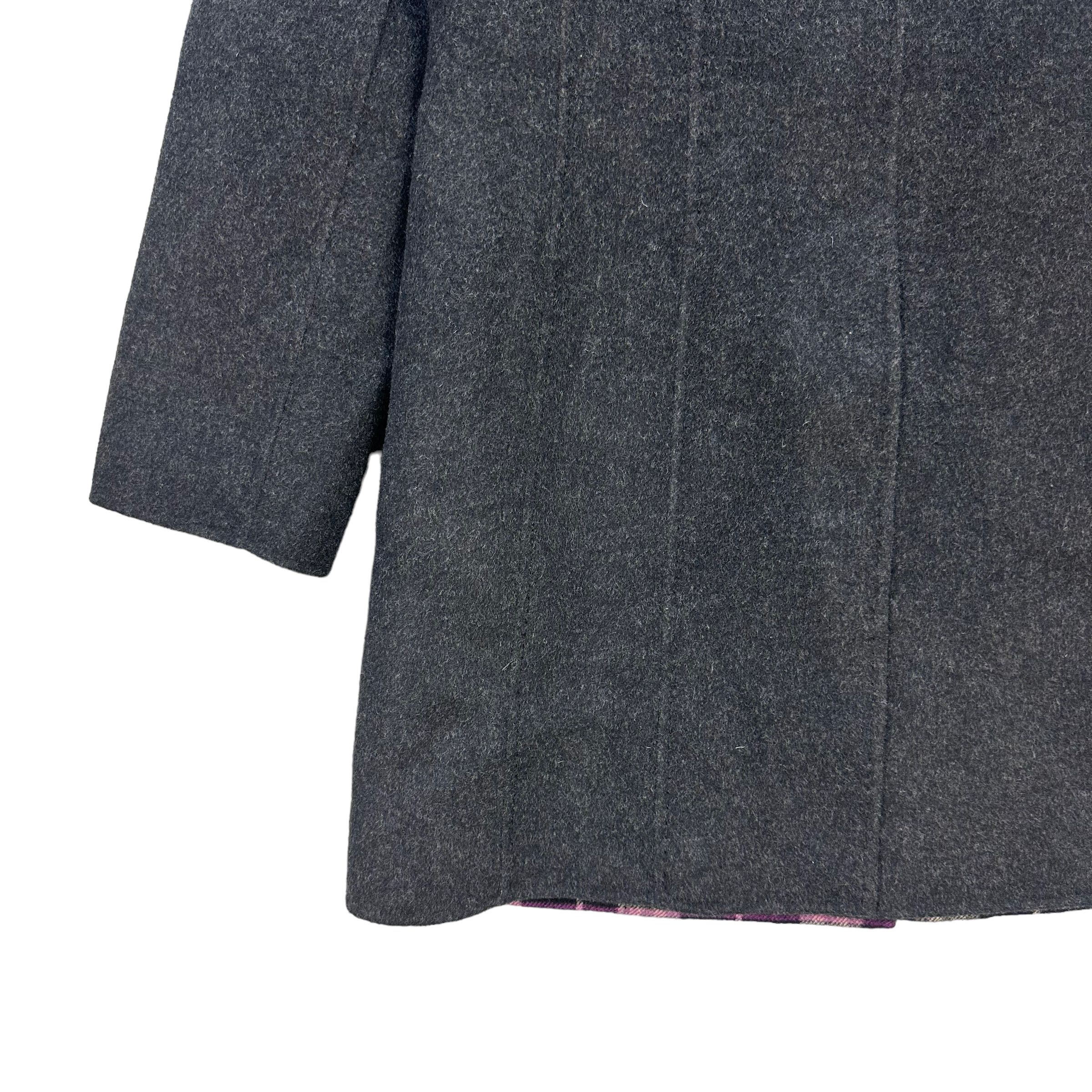 Burberry BURBERRY LONDON AW 2006 FUR NECK WOOL COAT #7666-162 Size S / US 4 / IT 40 - 16 Thumbnail