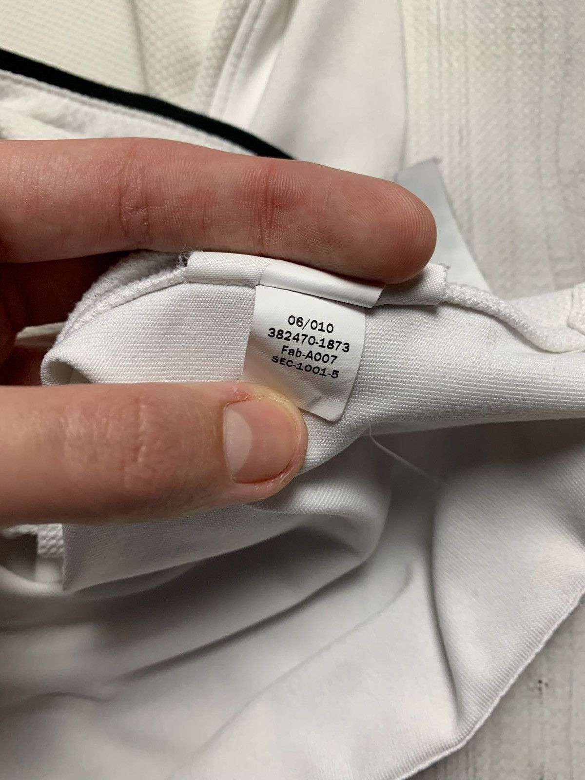 Nike × Vintage Vintage Nike Manchester United soccer jersey size L white Size US L / EU 52-54 / 3 - 8 Thumbnail