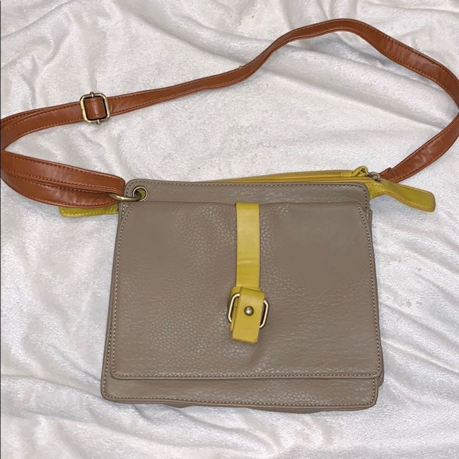 Nordstrom Nordstrom Neutral Crossbody Bag with Yellow Buckle | Sz OS Size ONE SIZE - 2 Thumbnail