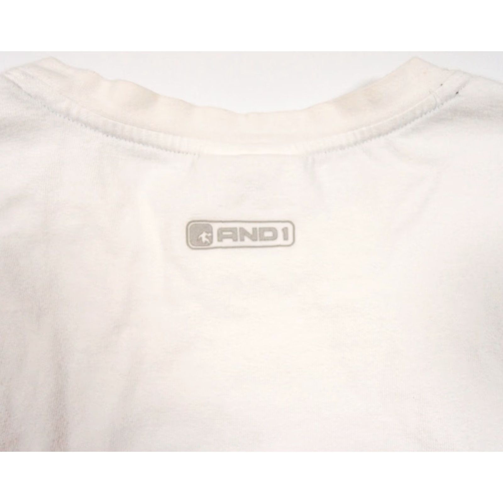 Vintage VINTAGE AND1 Shirt Mens 2XL White T-Shirt Regular Crewneck Basketball Short Sleeve Logo Tee Size US XXL / EU 58 / 5 - 7 Thumbnail