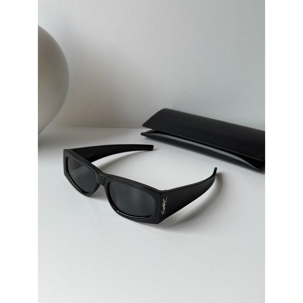Saint Laurent Paris NEW Saint Laurent SLM140/F Black Gold Sunglasses Size ONE SIZE - 2 Thumbnail